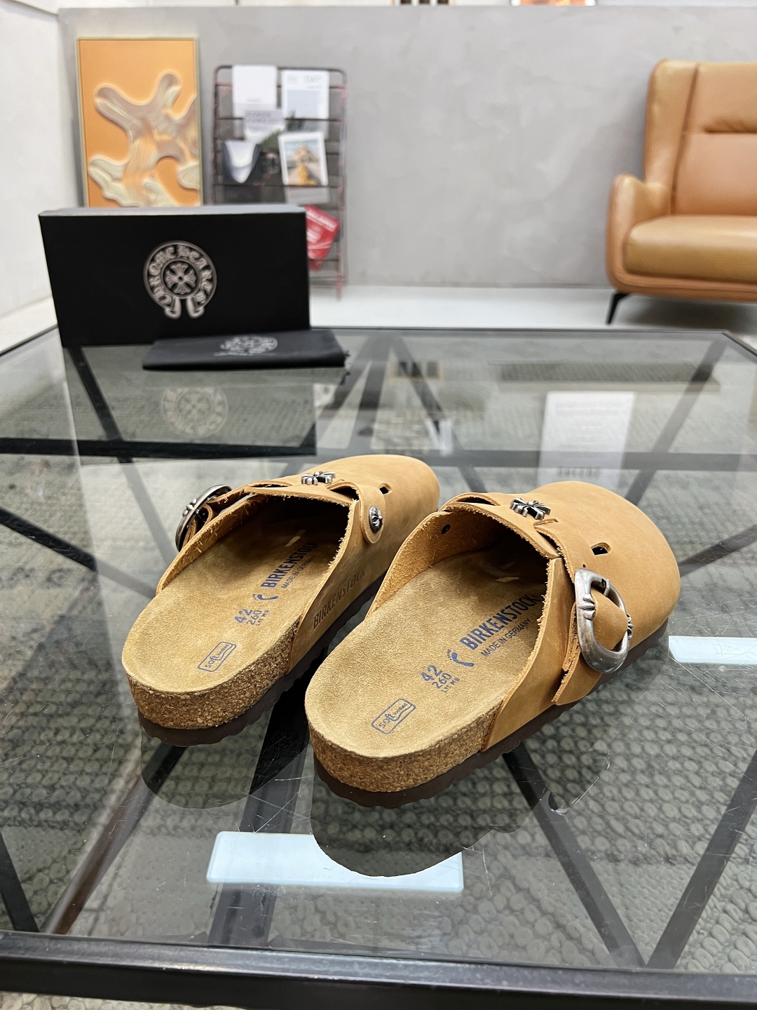  K 🔍顶级代购🇮🇹 克 炸街男神半拖新品拖鞋专柜同步，鞋面意大利进口牛皮面料，高品质拼接色彩工艺，鞋底