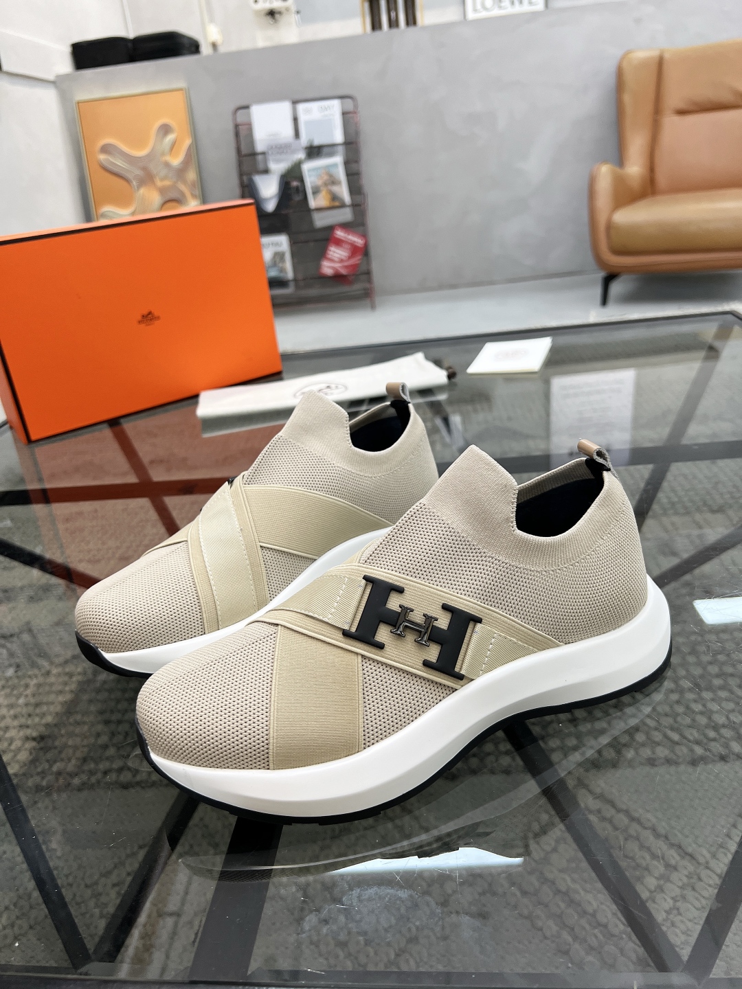  H 🔍顶级代购🇮🇹 爱 炸街男神新品来袭超人气运动爆款专柜新款，原厂配置意大利飞织面料，高品质拼接工艺
