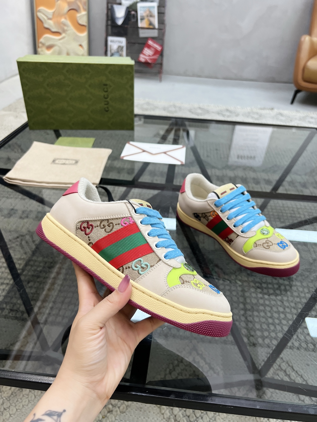  G 🔍顶级代购🇮🇹 古 炸街女神👸潮鞋专柜同步发售原厂配置，意大利进口原版进口牛皮搭配印花布面料，高品