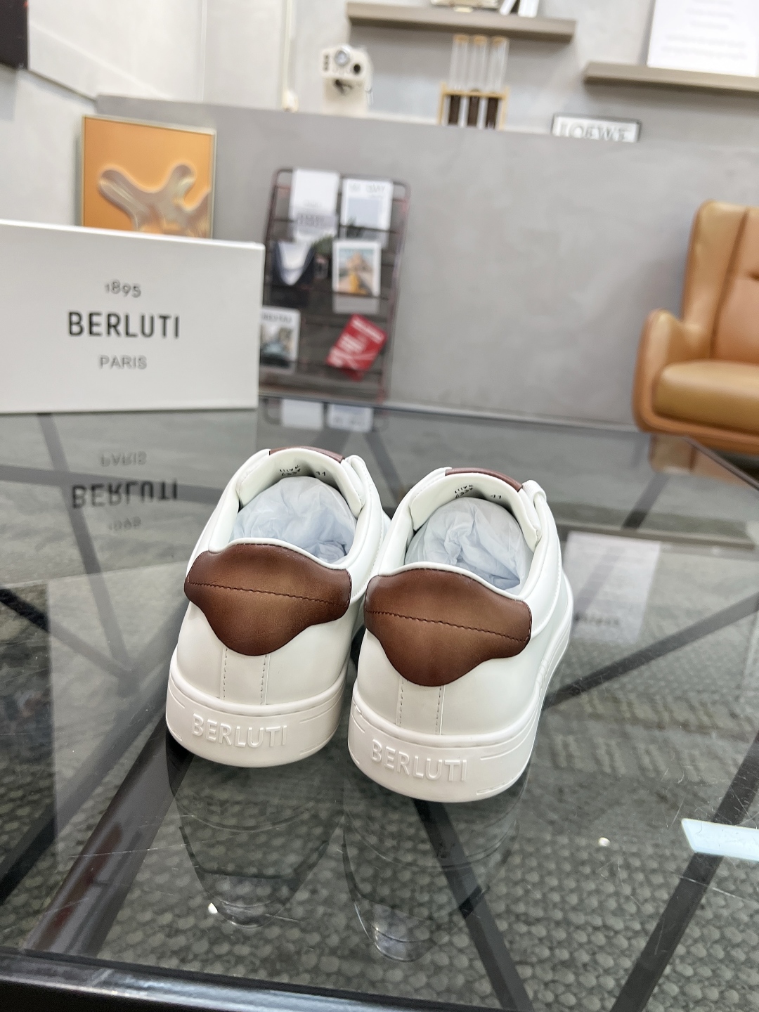  B 🔍顶级代购🇮🇹 布鲁 炸街男神新品专柜同步原厂配置，意大利进口定制牛皮面料，高品质擦色工艺全鞋配件