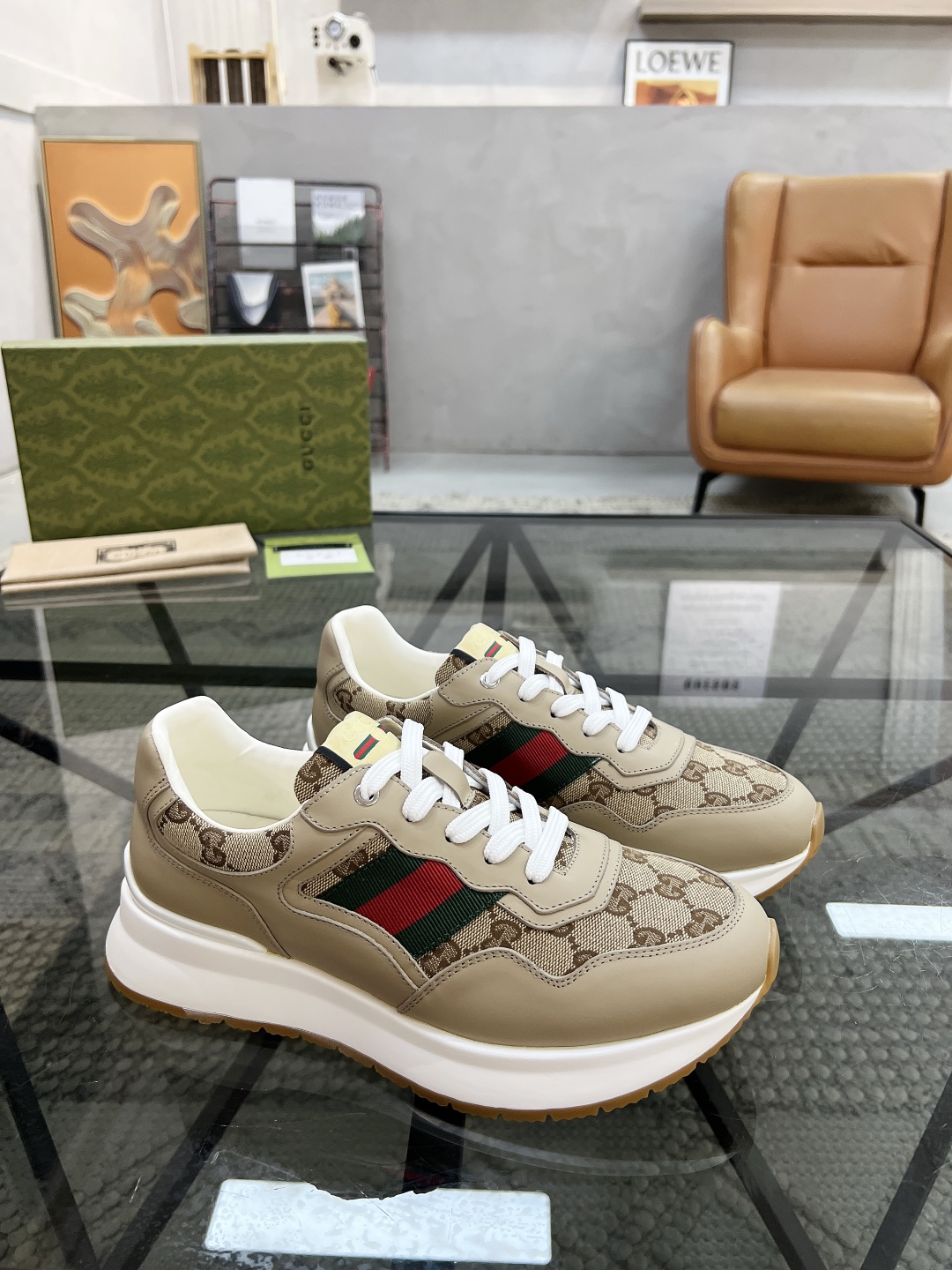  G 🔍顶级代购🇮🇹 古 炸街男神新品来袭，超人气爆款专柜新款，原厂配置意大利进口牛皮搭配印花布面料，高