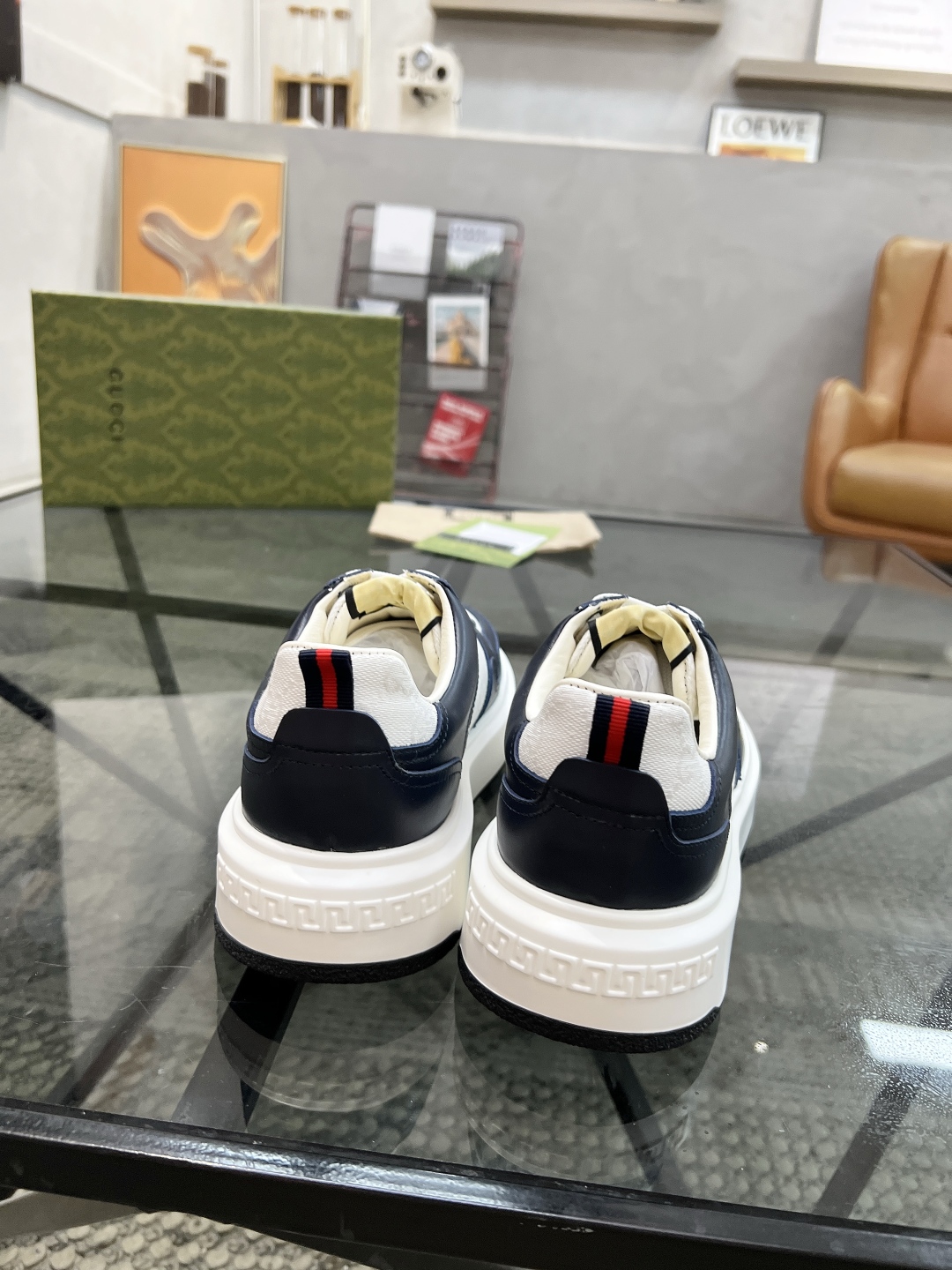  G 🔍顶级代购🇮🇹 古 炸街男神新品来袭，超人气爆款专柜新款，原厂配置意大利进口牛皮搭配印花布面料，高