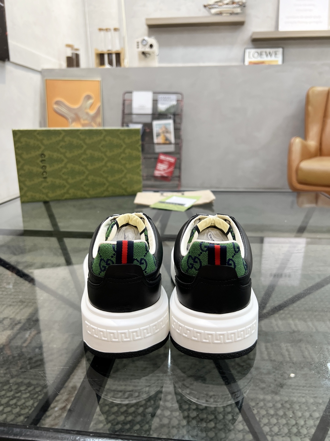  G 🔍顶级代购🇮🇹 古 炸街男神新品来袭，超人气爆款专柜新款，原厂配置意大利进口牛皮搭配印花布面料，高