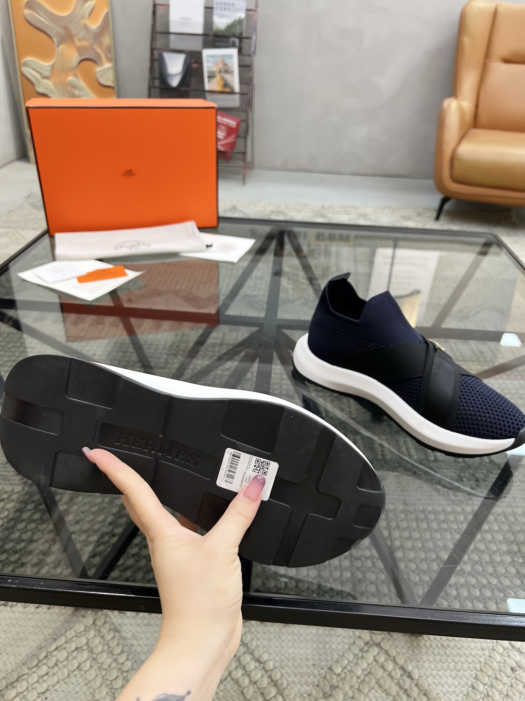  H 🔍顶级代购🇮🇹 爱 炸街男神官网新品原单货专柜同步，鞋面意大利进口飞织面料，潮达人爆款版面，精美五