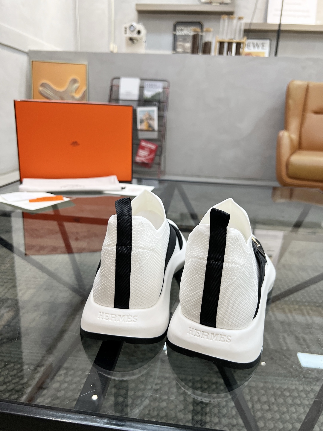  H 🔍顶级代购🇮🇹 爱 炸街男神官网新品原单货专柜同步，鞋面意大利进口飞织面料，潮达人爆款版面，精美五