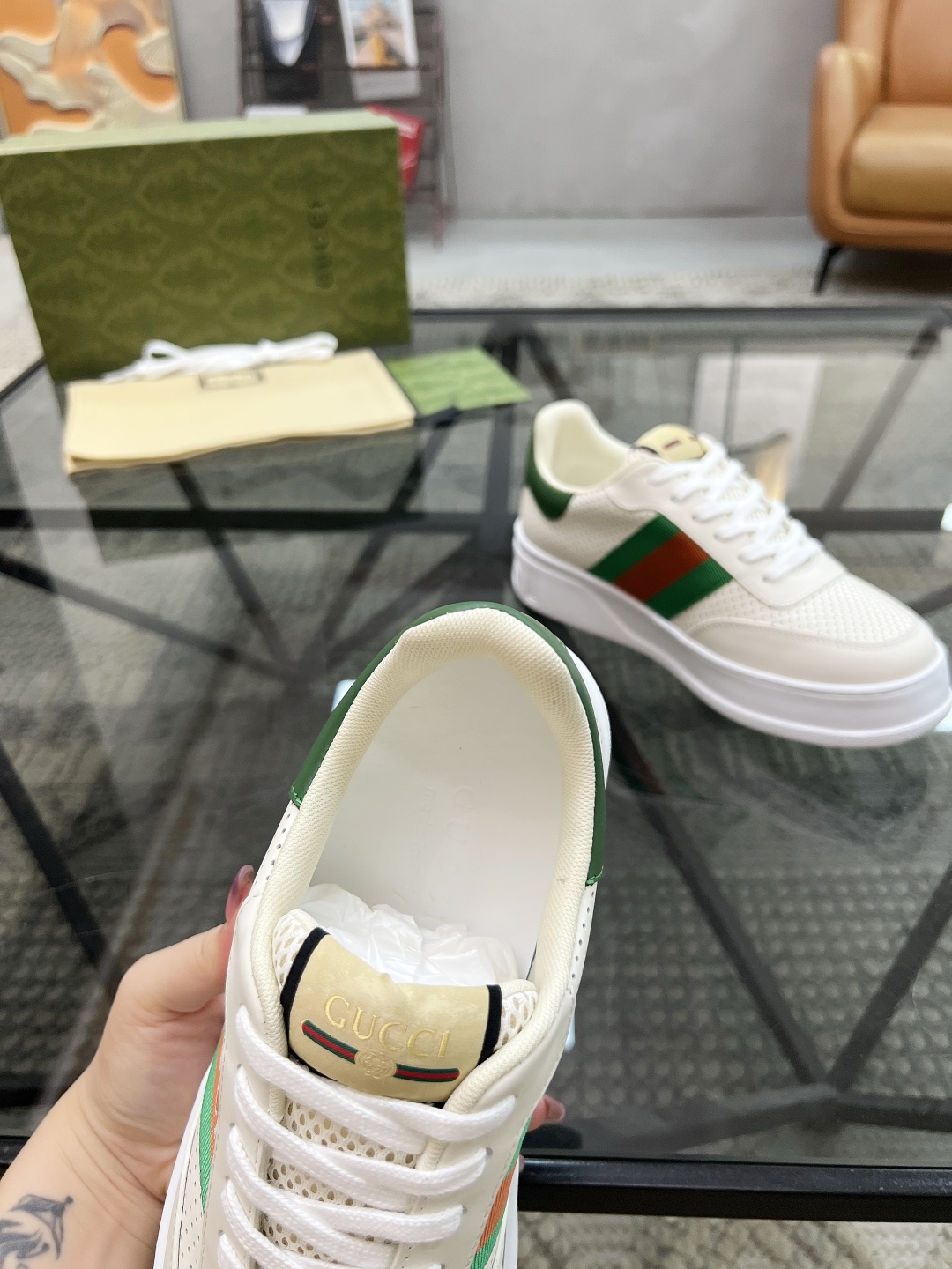  G 🔍顶级代购🇮🇹 古 炸街男神新品来袭，超人气爆款专柜新款，原厂配置意大利进口牛皮搭配G布面料，高品