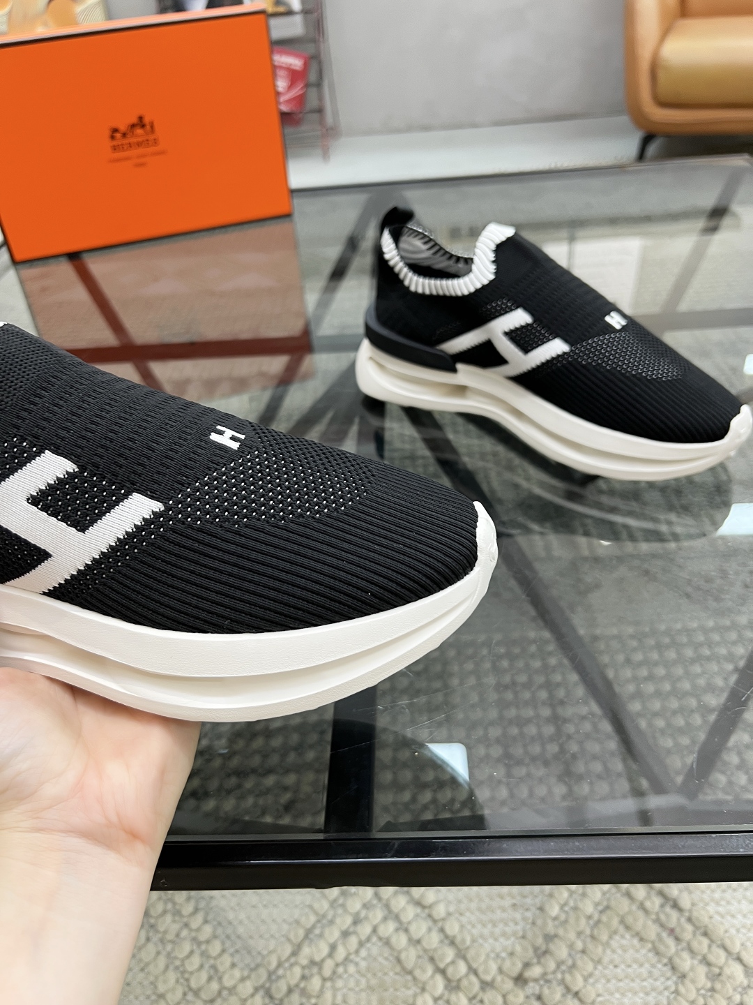  H 🔍顶级代购🇮🇹 爱 炸街男神新品来袭，超人气爆款专柜新款，原厂配置意大利进口飞织面料，高品质拼接复