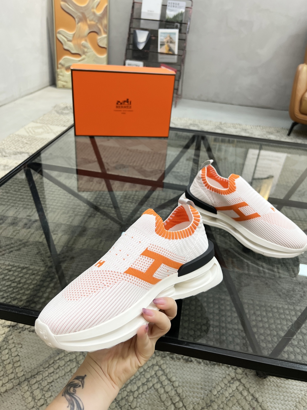  H 🔍顶级代购🇮🇹 爱 炸街男神新品来袭，超人气爆款专柜新款，原厂配置意大利进口飞织面料，高品质拼接复