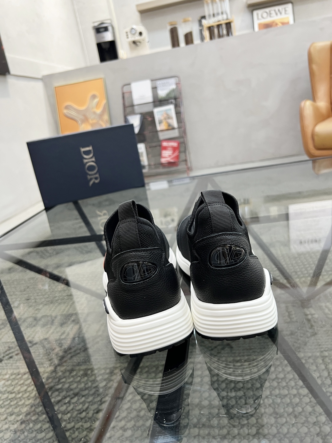  D 🔍顶级代购🇮🇹 迪 炸街男神套脚新品休闲鞋，意大利进口原版飞织面料，透气舒适。鞋底：原厂特供原版底
