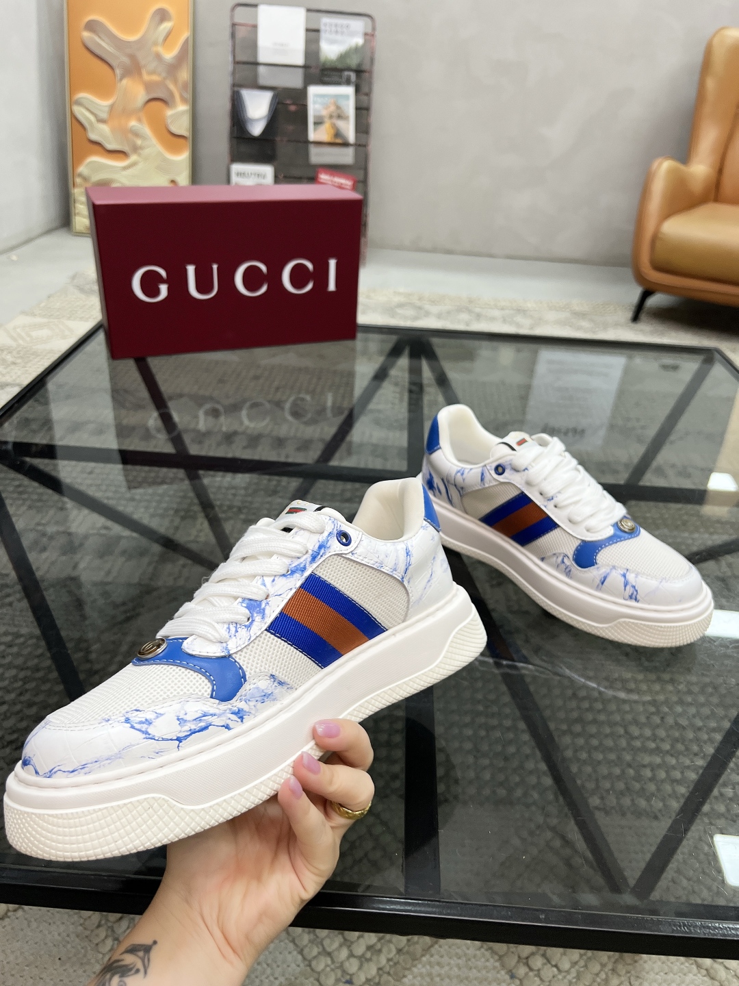  G 🔍顶级代购🇮🇹 古 炸街男神运动新品专柜同步发售原厂配置，意大利进口进口牛皮面料，柔软舒适网布内里