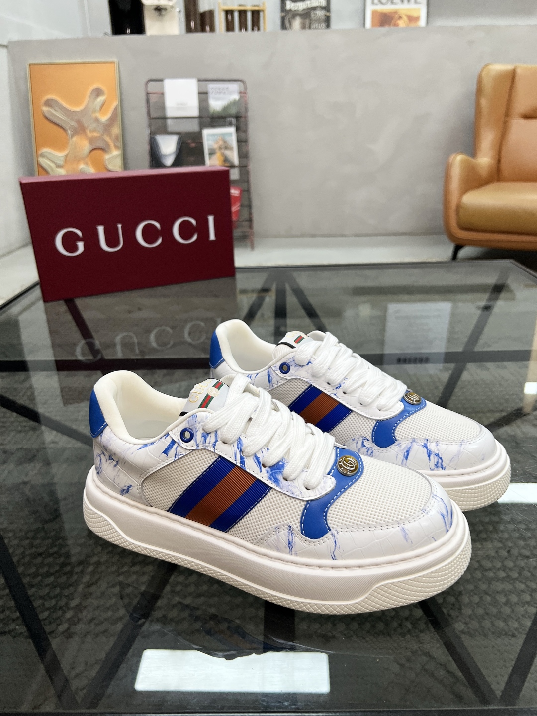  G 🔍顶级代购🇮🇹 古 炸街男神运动新品专柜同步发售原厂配置，意大利进口进口牛皮面料，柔软舒适网布内里