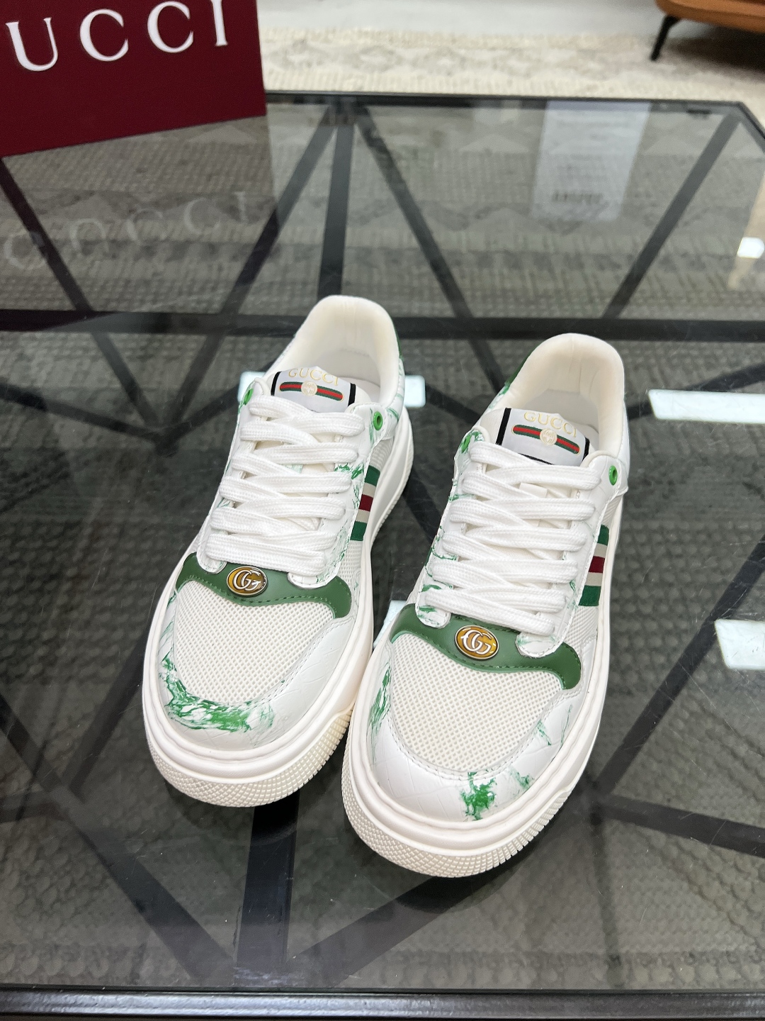 G 🔍顶级代购🇮🇹 古 炸街男神运动新品专柜同步发售原厂配置，意大利进口进口牛皮面料，柔软舒适网布内里