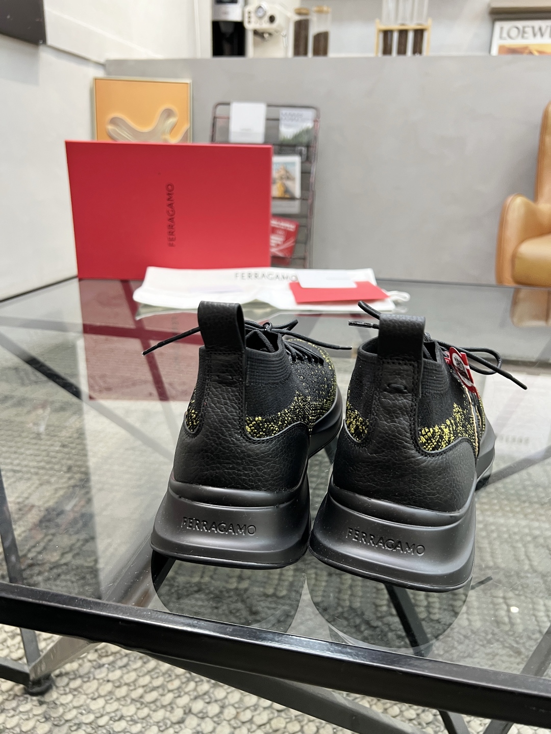  F 🔍顶级代购🇮🇹 菲 炸街男神运动休闲鞋专柜同步发售原厂配置，意大利进口原版飞织面料，透气舒适，男士