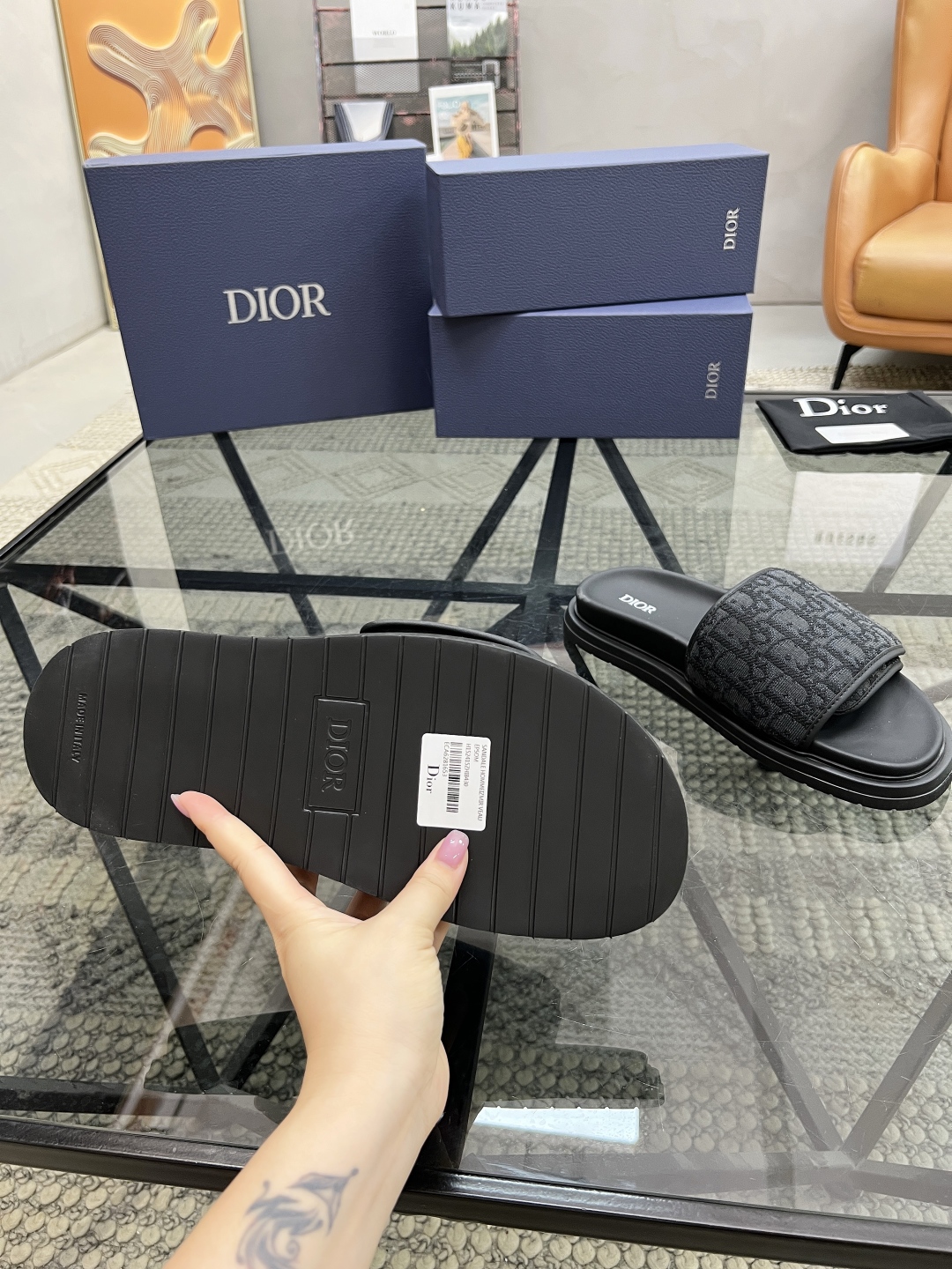  D 🔍顶级代购🇮🇹 路 炸街男神春夏拖鞋新品专柜同步，鞋面意大利进口印花布面料，高品质魔术贴工艺，鞋底