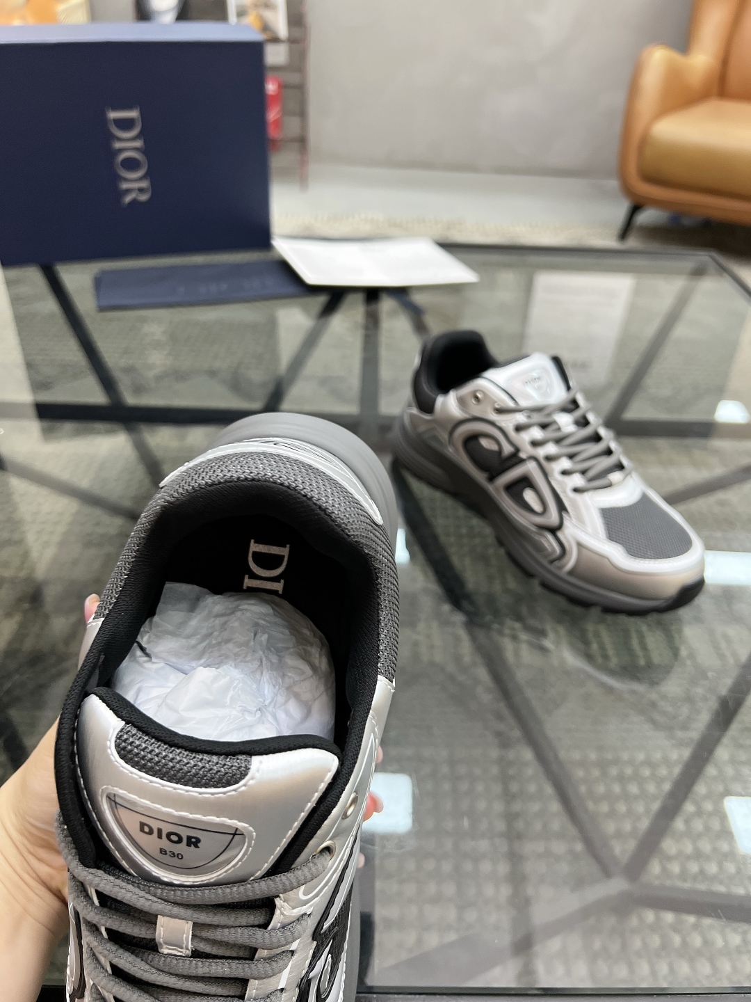  D 🔍顶级代购🇮🇹 迪 炸街情侣👫B30爆款超人气运动，新品专柜同步，鞋面意大利原版进口牛皮透气网布面
