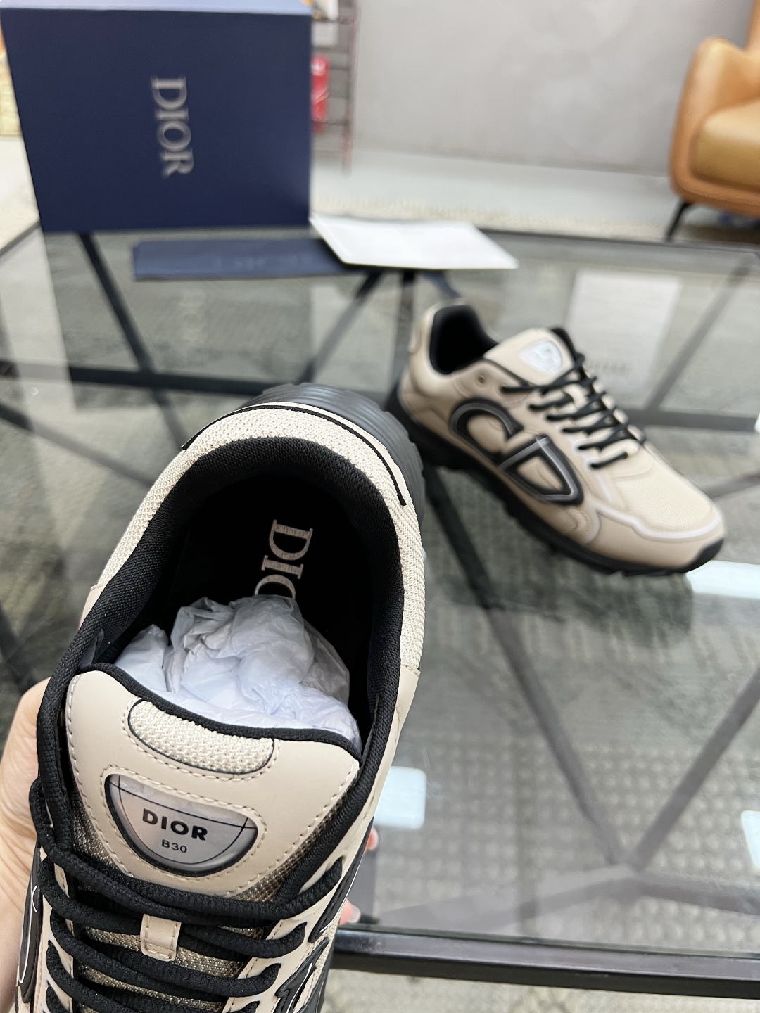  D 🔍顶级代购🇮🇹 迪 炸街情侣👫B30爆款超人气运动，新品专柜同步，鞋面意大利原版进口牛皮透气网布面