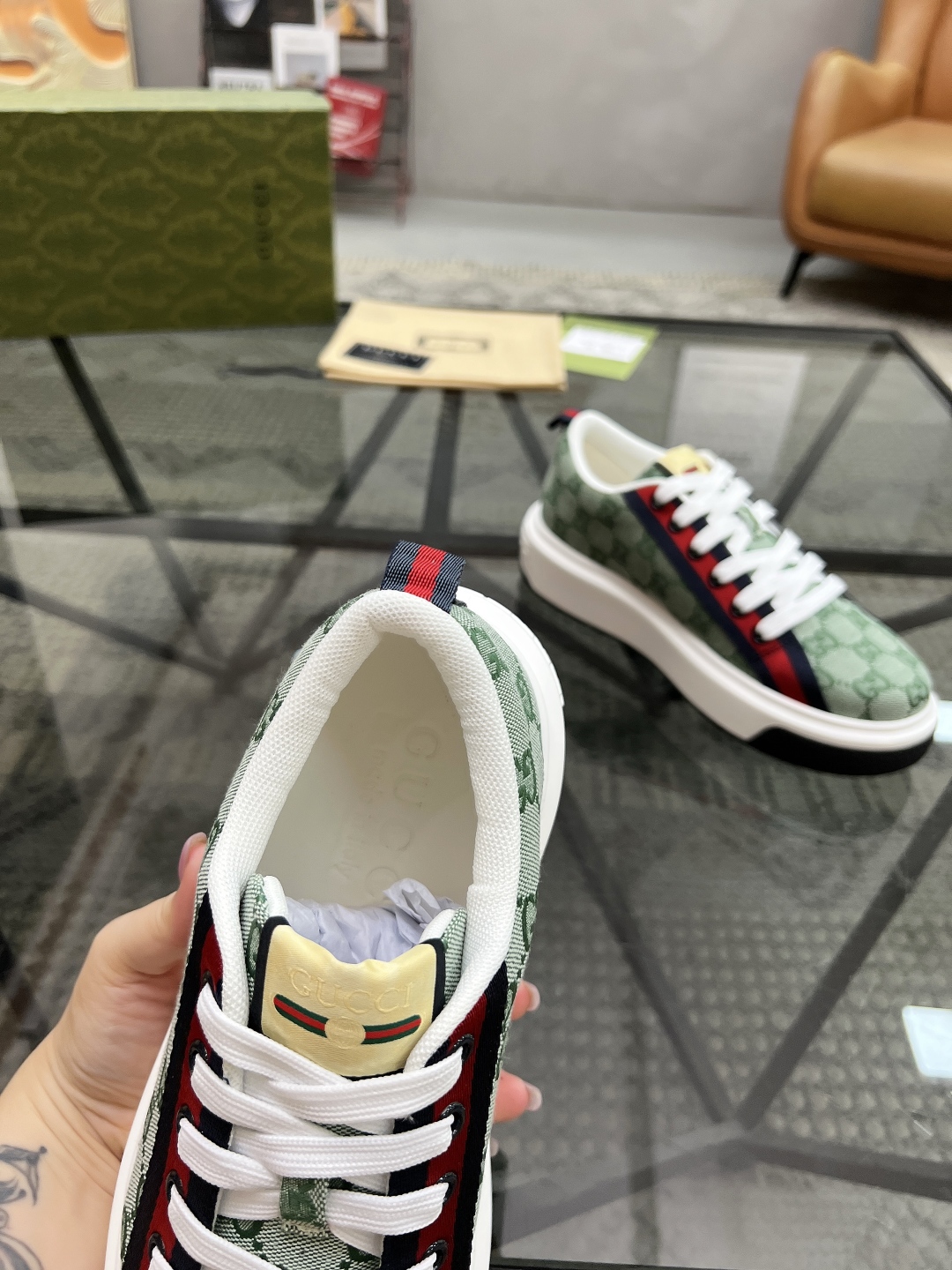  G 🔍顶级代购🇮🇹 古 炸街男神新品来袭，超人气爆款专柜新款，原厂配置意大利进口印花布面料，高品质复杂