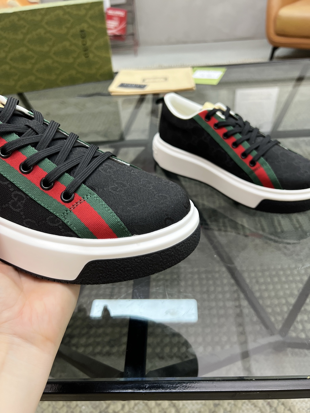  G 🔍顶级代购🇮🇹 古 炸街男神新品来袭，超人气爆款专柜新款，原厂配置意大利进口印花布面料，高品质复杂