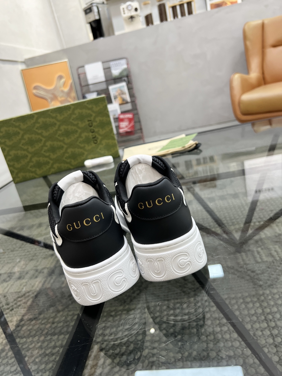  G 🔍顶级代购🇮🇹 古 炸街男神新品来袭，超人气爆款专柜新款，原厂配置意大利进口牛皮搭配G布面料，高品