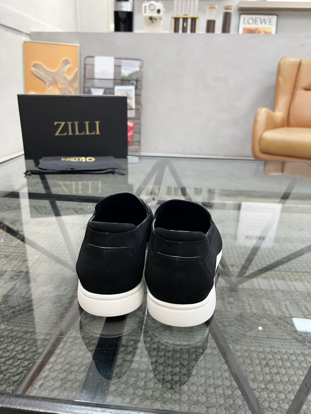  Z 🔍顶级代购🇮🇹 ZI 炸街男神套脚休闲鞋系列 专柜同步发售原厂配置，意大利进口原版牛皮面料，进口水
