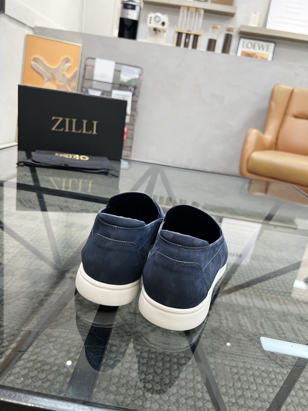  Z 🔍顶级代购🇮🇹 ZI 炸街男神套脚休闲鞋系列 专柜同步发售原厂配置，意大利进口原版牛皮面料，进口水