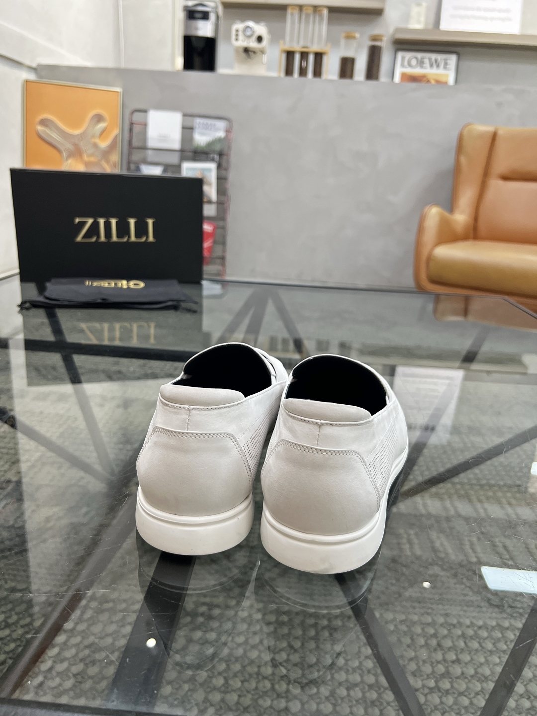  Z 🔍顶级代购🇮🇹 ZI 炸街男神套脚休闲鞋系列 专柜同步发售原厂配置，意大利进口原版牛皮面料，进口水