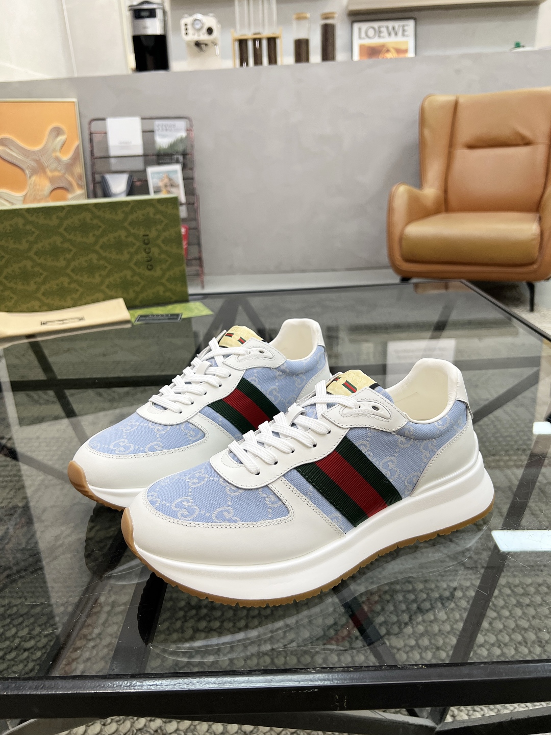  G 🔍顶级代购🇮🇹 古 炸街男神新品来袭，超人气爆款专柜新款，原厂配置意大利进口牛皮搭配网布面料，高品