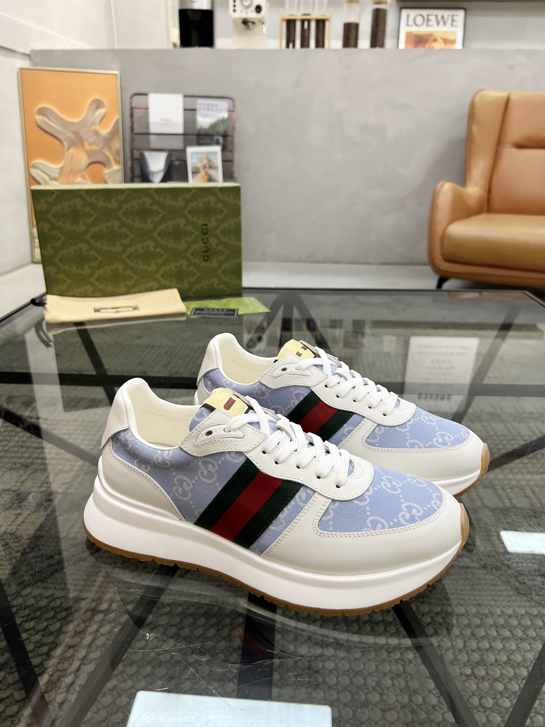  G 🔍顶级代购🇮🇹 古 炸街男神新品来袭，超人气爆款专柜新款，原厂配置意大利进口牛皮搭配网布面料，高品
