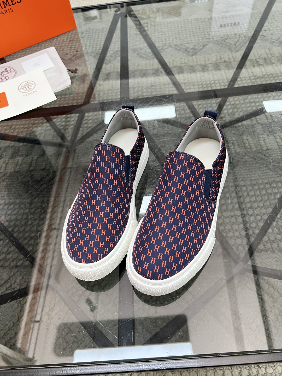  H 🔍顶级代购🇮🇹 爱 炸街男神套脚新品来袭专柜同步发售原厂配置，意大利进口原版印花布面料，高品质拼接