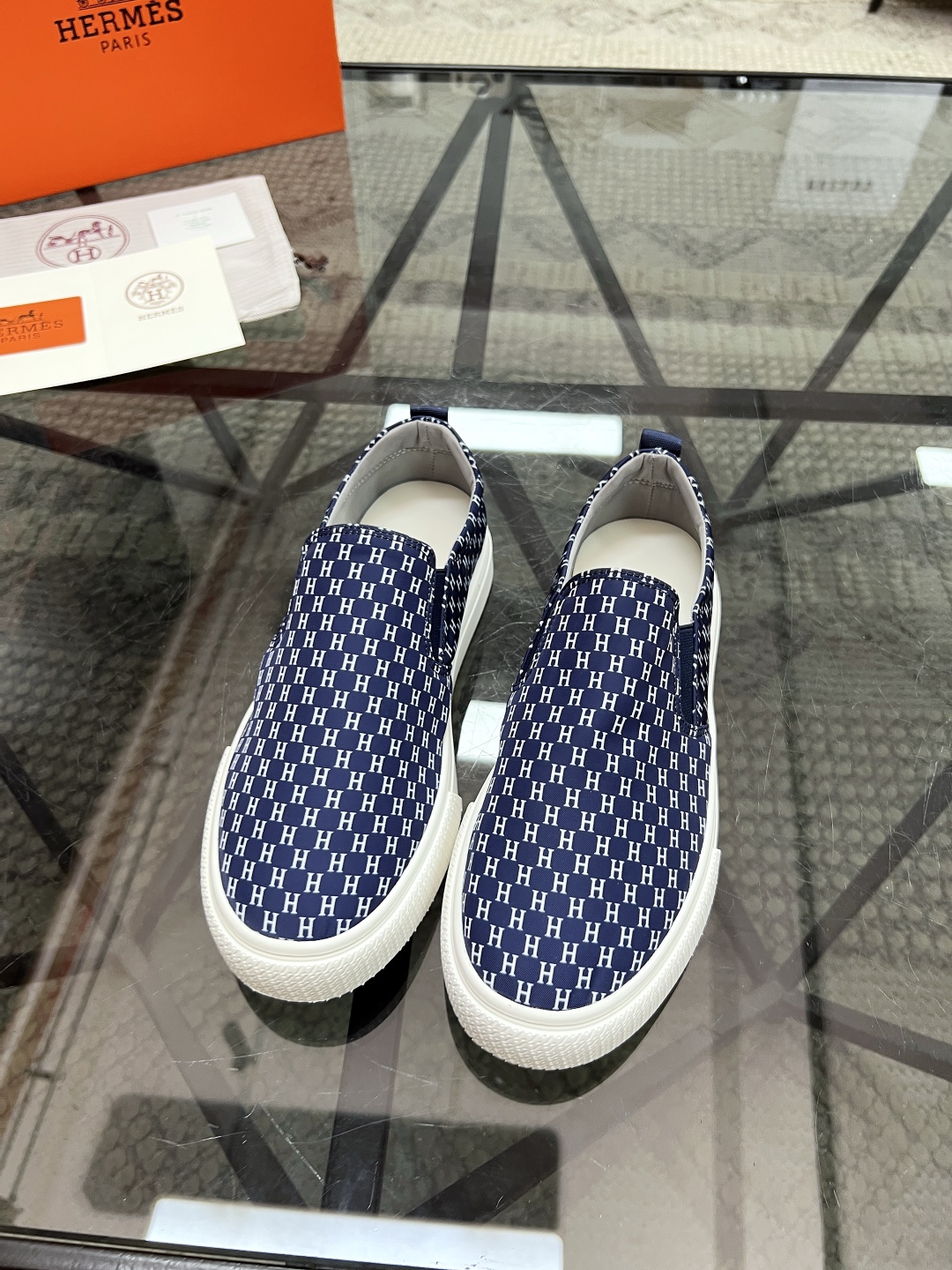  H 🔍顶级代购🇮🇹 爱 炸街男神套脚新品来袭专柜同步发售原厂配置，意大利进口原版印花布面料，高品质拼接