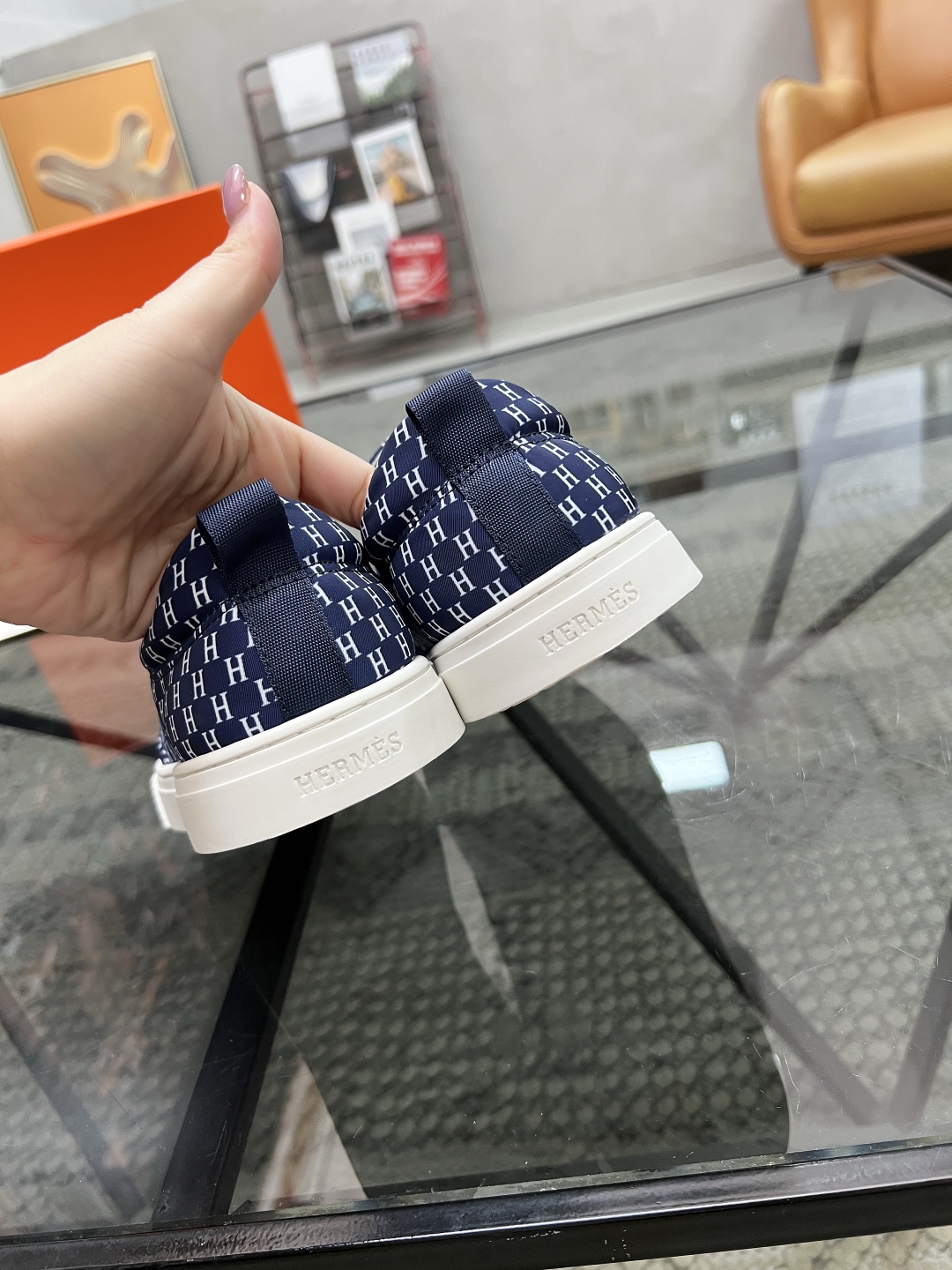  H 🔍顶级代购🇮🇹 爱 炸街男神套脚新品来袭专柜同步发售原厂配置，意大利进口原版印花布面料，高品质拼接