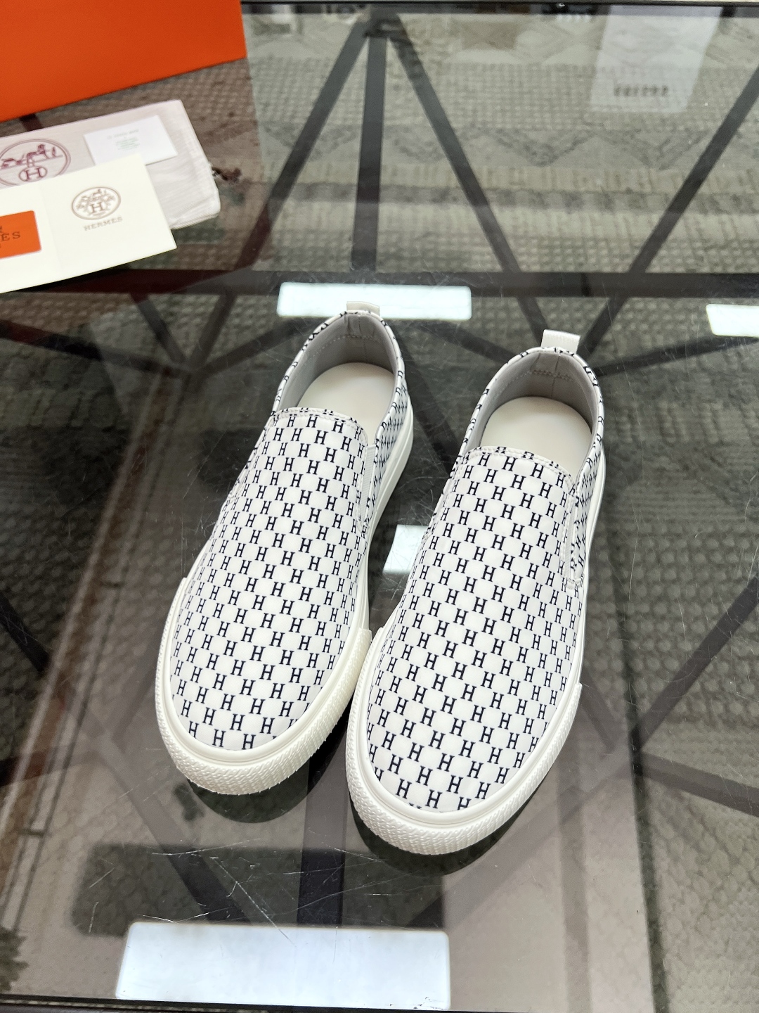  H 🔍顶级代购🇮🇹 爱 炸街男神套脚新品来袭专柜同步发售原厂配置，意大利进口原版印花布面料，高品质拼接