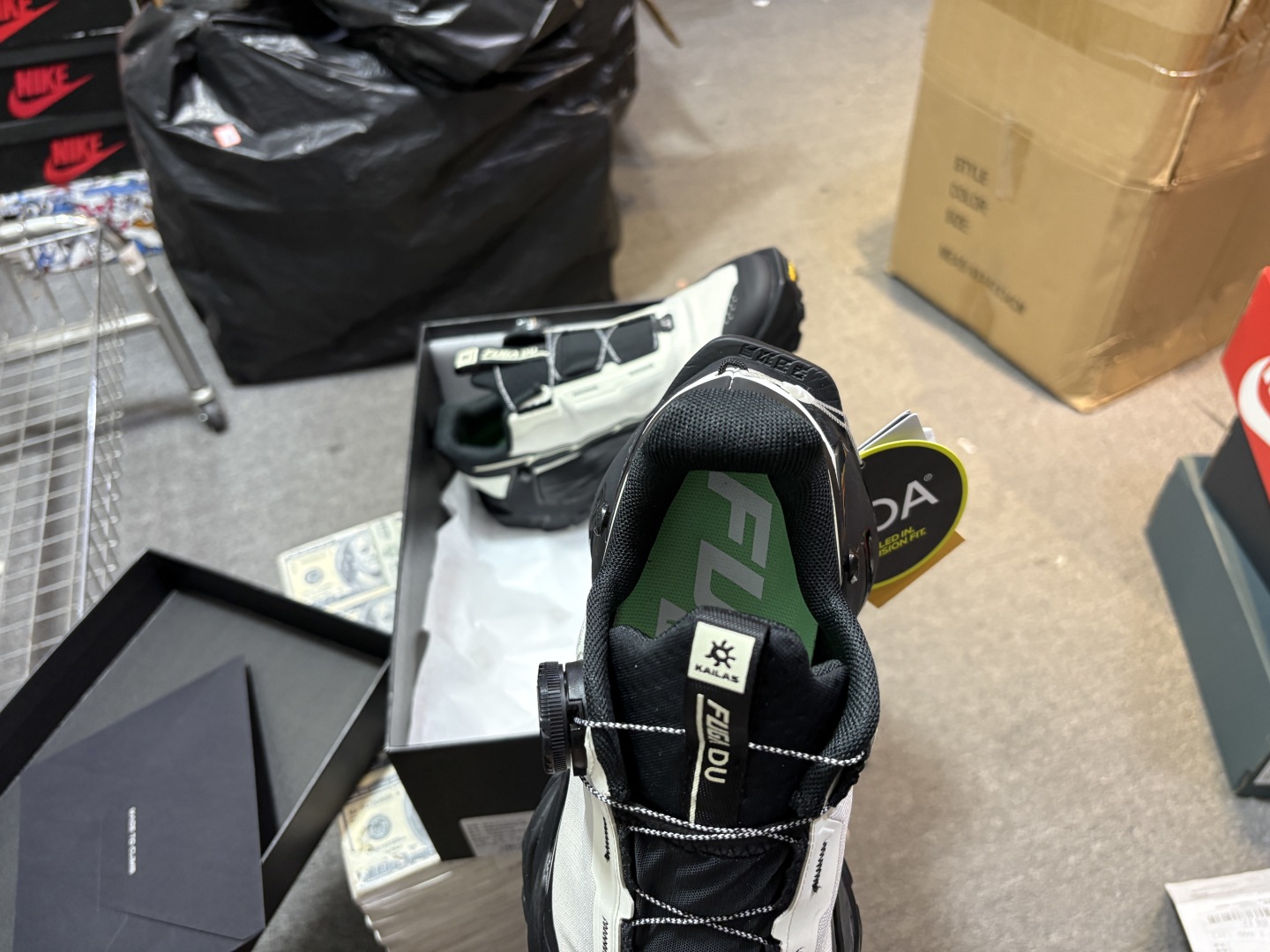 Kailas Fuga Du Boa Trail Running Shoes - Black/White - Size 40-46 3 cmp i1752071528935 1108 0 2