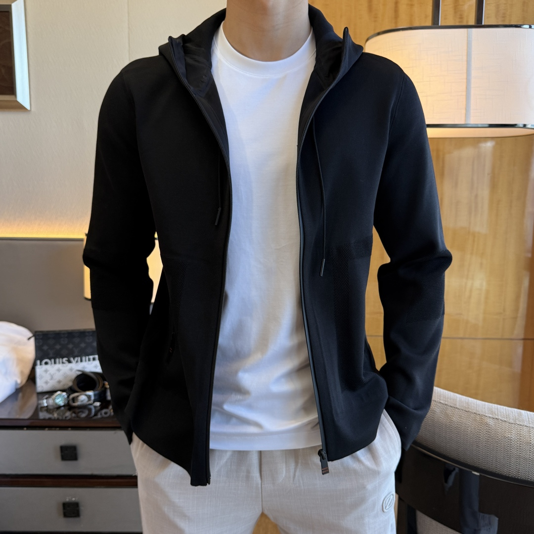 NO:116112,JINIA - 2025ss Snake Year New Year Spring Jacket Jacket, customized high-quality polyester fabric!  Top-level fashion brand elements logo design, complete with three standards!  The original hardware and accessories have smooth lines and exquisite craftsmanship, excellent upper body style, comfortable fabric, windproof and warm, and casual matching are very fashionable, handsome, casual and fashionable men's must-have!  Size M-3XL (model 178/145 catties wear L), zegna, jackets & coats, jackets & coats, alexander wang19860909杰尼娅 - 2025ss蛇年贺岁款春装夹克外套,定制高品质聚酯纤维面料！顶级时尚大牌元素logo设计,三标齐全！原版五金辅料,线条流畅,工艺精致,上身版型超赞,面料舒适,挡风保暖,随意搭配都非常时尚帅气休闲时尚男仕必备款哦！尺码M-3XL（模特178/145斤穿L）,,zegna,jackets & coats,jackets & coats,alexander wang,Men's clothing