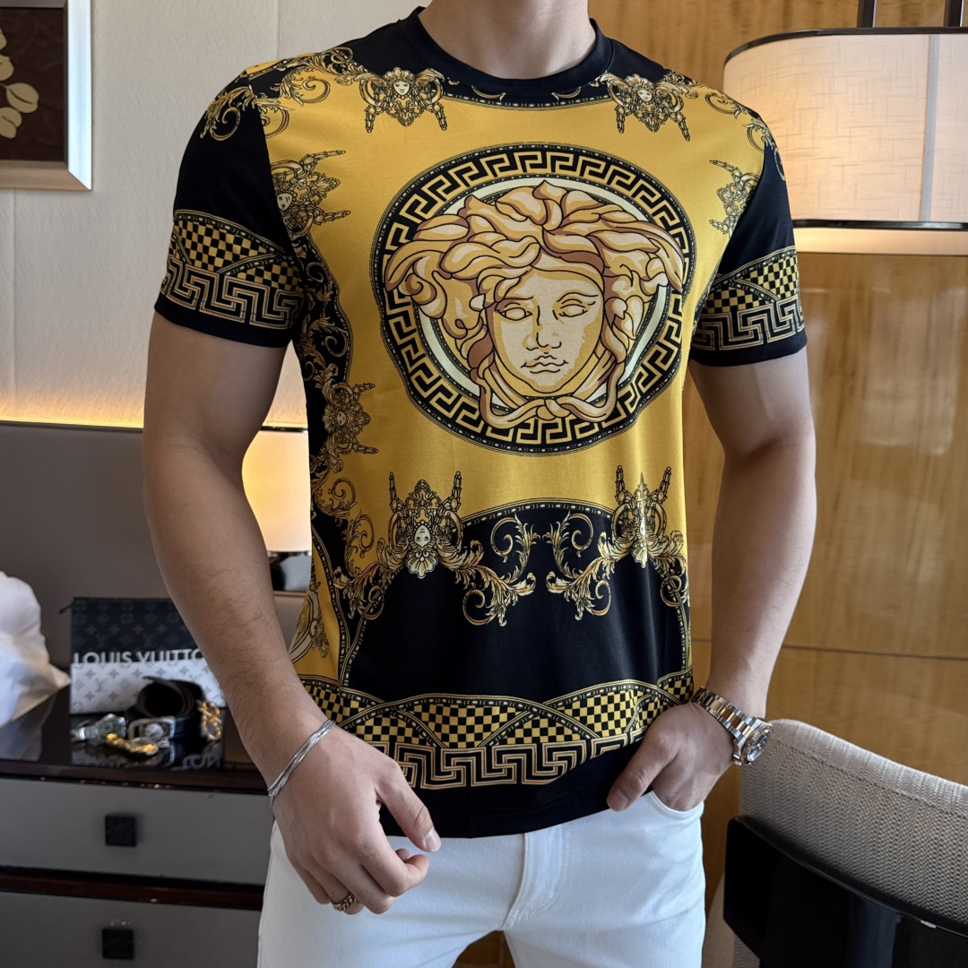 🔥🔥范思哲 - 2025ss蛇年贺岁款春夏精品5D印花短袖T恤 官网同步 高端品质 定制顶级双丝光棉面料