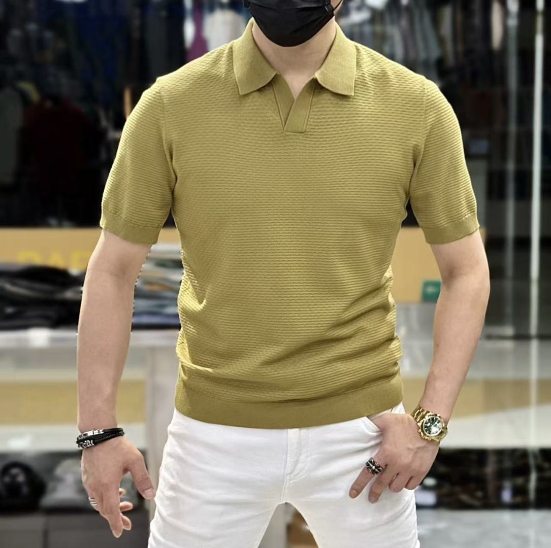 NO:523119,Cavalli - 2025ss autumn and winter half-sleeved knitted sweater series!  Casual business wear, essential for inner wear, selected top-grade - worsted mulberry silk blended fabric, delicate feel, close-fitting and comfortable without tying, good upper body style, warm wear, the counter logo design is very unique, male gods, don’t miss it!  Size M-3XL, alexander wang19860909卡瓦利 -2025ss秋冬半袖针织毛衫系列！休闲商务外穿 内搭必备款,精选上等-精纺桑蚕丝混纺面料,面料手感细腻,贴身舒适不扎肉,上身版型好 穿着保暖,专柜标志设计非常独特,男神们别错过！ 尺码 M-3XL,,alexander wang,Men's clothing