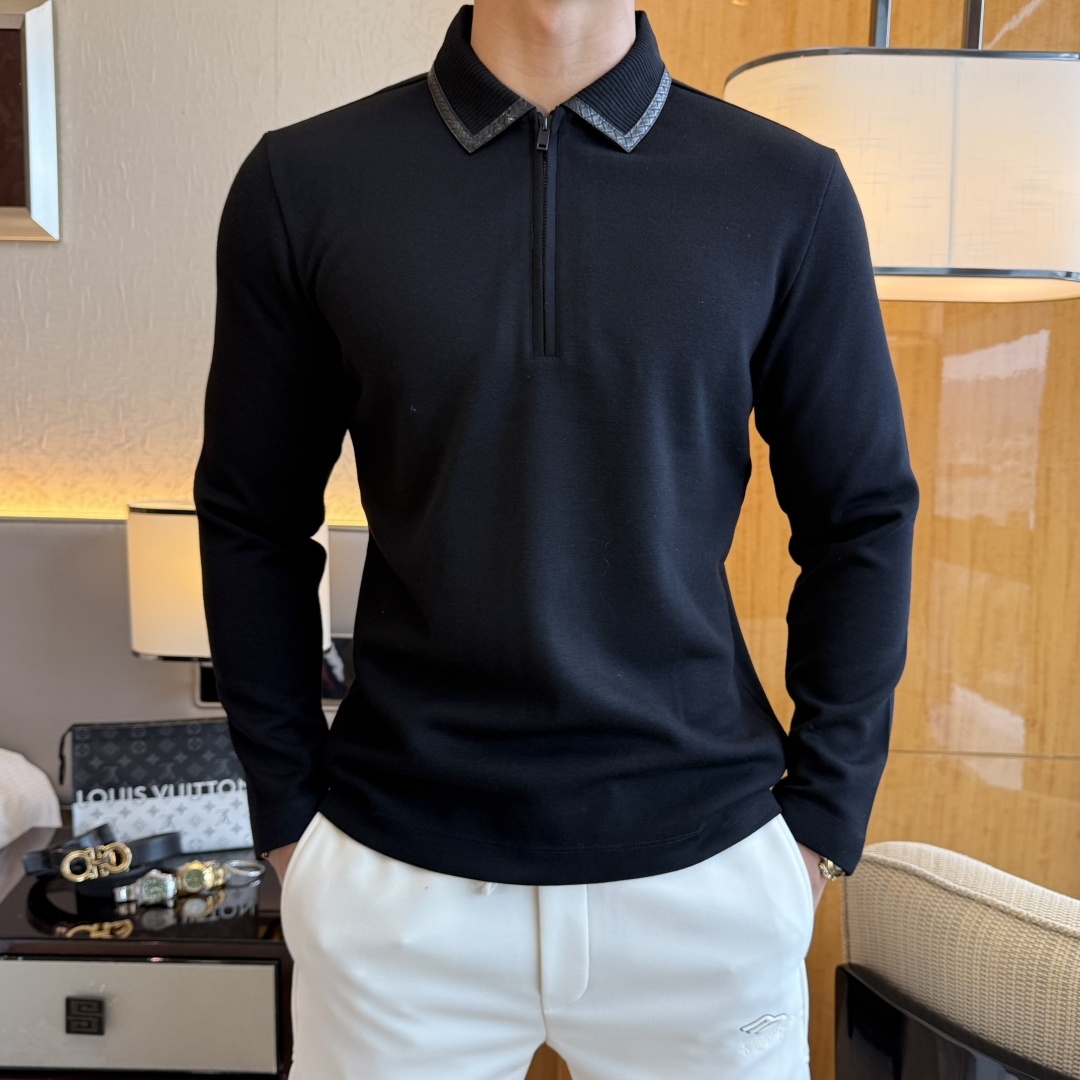 NO:530608,BV - 2025ss Autumn and Winter Counter Polo Shirt, casual and fashionable outside, essential for inner wear, customized imported wool blend fabric, delicate fabric, close-fitting and comfortable without thorn, good upper body style, warm, the counter logo design is very unique, original quality and craftsmanship is absolutely the highest version in the market, the top original version is super-skinned, soft and crisp, not easy to deform. The lock edge sewing plates are very rigorous and exquisite, absolutely first-line OEM requirements!  Don't miss it, male gods!  Size M-3XL, maximum wear 190 catties!  ,,bottega veneta,alexander wang19860909BV - 2025ss秋冬专柜大爆款polo衫,休闲时尚外穿 内搭必备款,定制进口羊毛混纺面料,面料手感细腻,贴身舒适不扎肉,上身版型好 穿着保暖,专柜标志设计非常独特,原版品质与工艺 绝对市场最高版本 顶级原版穿着超赞 柔顺挺括,不易变形.锁边缝盘都非常严谨考究 绝对一线代工要求！男神们别错过！ 尺码 M-3XL 最大穿190斤！,,bottega veneta,alexander wang,Men's clothing