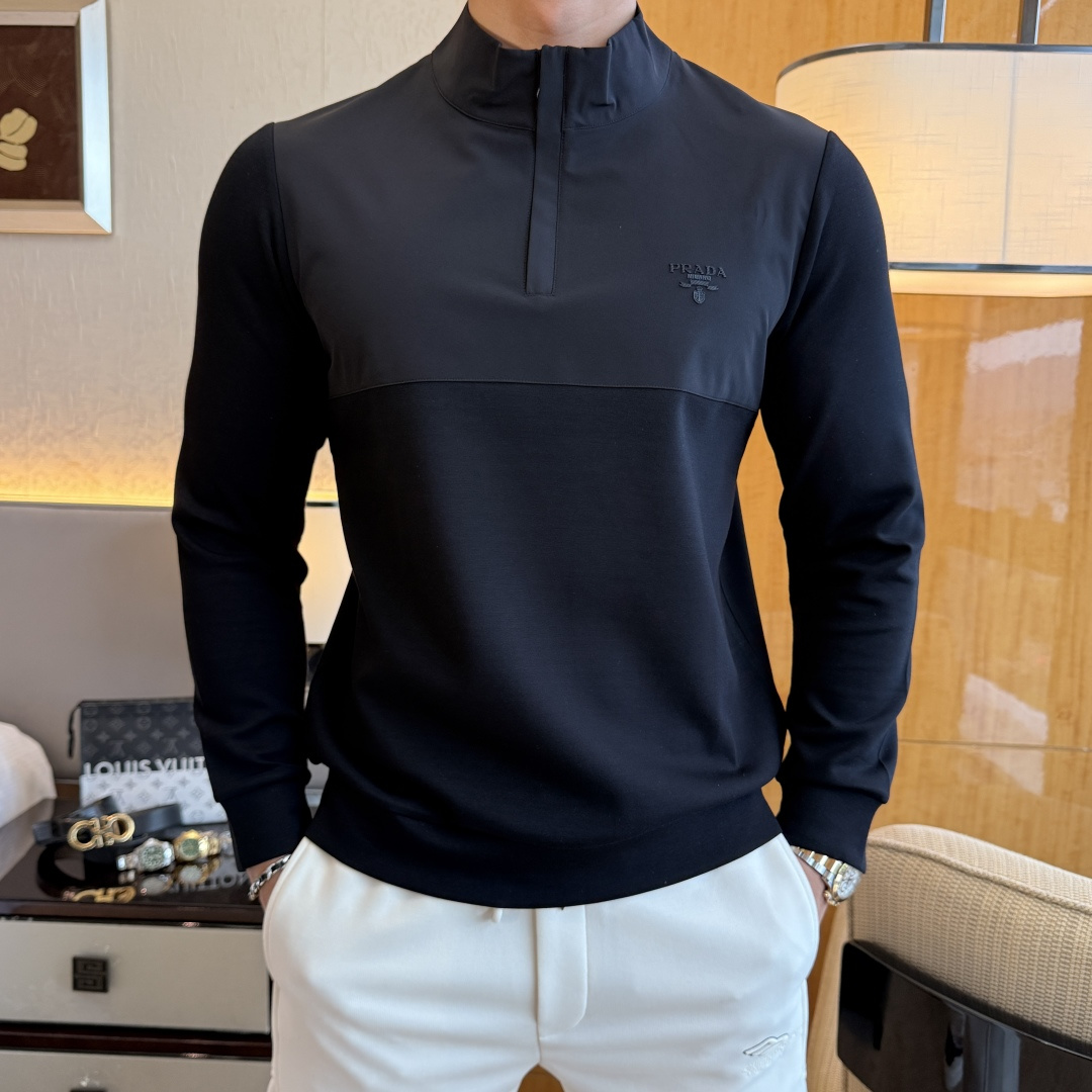 NO:530614,Prada - 2025ss autumn new style, the highest version of the fashion fake two sweatshirts, a must-have classic work every year. It is favored and praised by major stars. It is selected high-end European cotton blend fabrics, heavy craftsmanship production, original hardware and auxiliary materials logo design, soft and smooth, and dense texture!  Fashionable and stylish upper body!  One of the impeccable must-choose styles for autumn!  M-3XL, prada, hoodie, sweatshirts, alexander wang19860909普拉达 - 2025ss秋季大爆新款,最高版本时尚假俩件卫衣、每年必出的经典之作.受各大明星的青睐推崇,精选高端欧棉混纺面料,重工艺制作,原版五金辅料logo设计,柔软顺滑,质地密实！上身时尚有型！秋季无可挑剔必选款式之一！M-3XL,,prada,hoodie,sweatshirts,alexander wang,Men's clothing