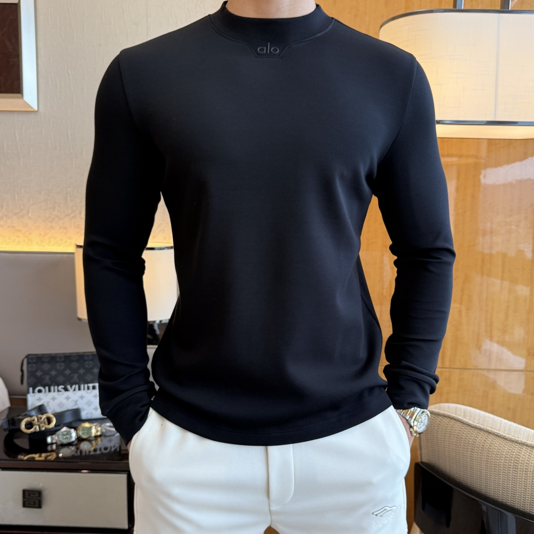 NO:539056,alo - 2025ss autumn clothing big long-sleeved T-shirt, using customized high-end cotton fabrics, fashionable brand element logo design, soft, delicate, comfortable and warm, made with multiple craftsmanship, basic base shirts are indispensable for men's wardrobe. They can be matched with various clothing anytime and anywhere to meet your daily needs. The clothes design is simple but not simple. Dear, hurry up and buy it. Standard version size M~3XL, maximum wearable 190 kilograms!  ,,tees,t-shirt,alexander wang19860909alo - 2025ss秋装大爆款长袖T恤,采用定制高级棉面料 时尚大牌元素logo设计,柔软细腻舒适保暖,多重工艺制作,男人的衣柜都少不了基础打底衫 随时随地都可以拿来搭配各种服饰 满足您日常生活需求 ,衣服设计简约而不简单 , 亲们赶紧入手 标准版型 尺码M~3XL 最大可穿190斤！,,tees，t-shirt,alexander wang,Men's clothing