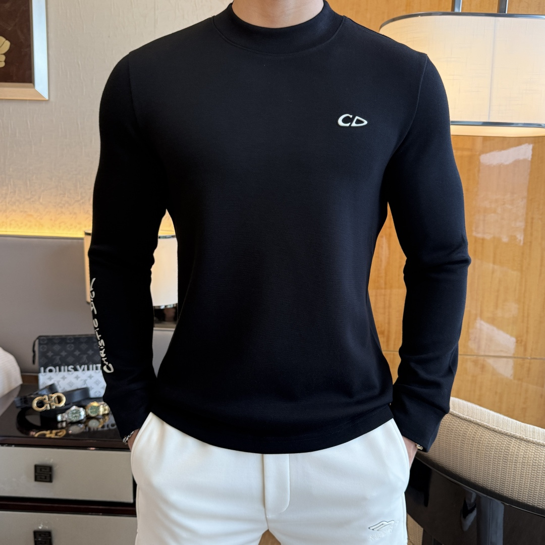 NO:530612,Dior - 2025ss autumn clothing big cashmere long-sleeved T-shirt, using customized high-end cotton fabric, fashionable brand element logo design, soft, delicate, comfortable and warm, made with multiple craftsmanship, basic base shirts are indispensable for men's wardrobe. They can be matched with various clothing anytime and anywhere to meet your daily needs. The clothes design is simple but not simple. Dear, hurry up and buy it. Standard version size M~3XL, maximum wearable 190 pounds!  ,dior,tees,t-shirt,alexander wang19860909迪奥 - 2025ss秋装大爆款羊绒长袖T恤,采用定制高级棉面料 时尚大牌元素logo设计,柔软细腻舒适保暖,多重工艺制作,男人的衣柜都少不了基础打底衫 随时随地都可以拿来搭配各种服饰 满足您日常生活需求 ,衣服设计简约而不简单 , 亲们赶紧入手 标准版型 尺码M~3XL 最大可穿190斤！,,dior,tees，t-shirt,alexander wang,Men's clothing