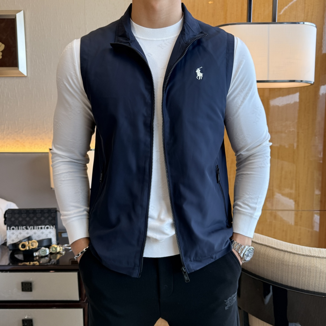 NO:539077,Paul - 2025ss big hit autumn vest jacket, customized high-quality polyester fiber fabric!  Top-level fashion brand elements logo design, complete with three standards!  The original hardware and accessories have smooth lines and exquisite craftsmanship, excellent upper body style, comfortable fabric, windproof and warm, and casual matching are very fashionable, handsome, casual and fashionable men's must-have!  Size M-3XL can wear up to 190 catties!  ,,jackets & coats,alexander wang19860909保罗 - 2025ss大爆款秋装马甲夹克,定制高品质聚酯纤维面料！顶级时尚大牌元素logo设计,三标齐全！原版五金辅料,线条流畅,工艺精致,上身版型超赞,面料舒适,挡风保暖,随意搭配都非常时尚帅气休闲时尚男仕必备款哦！尺码M-3XL 最大可穿190斤！,,jackets & coats,alexander wang,Men's clothing