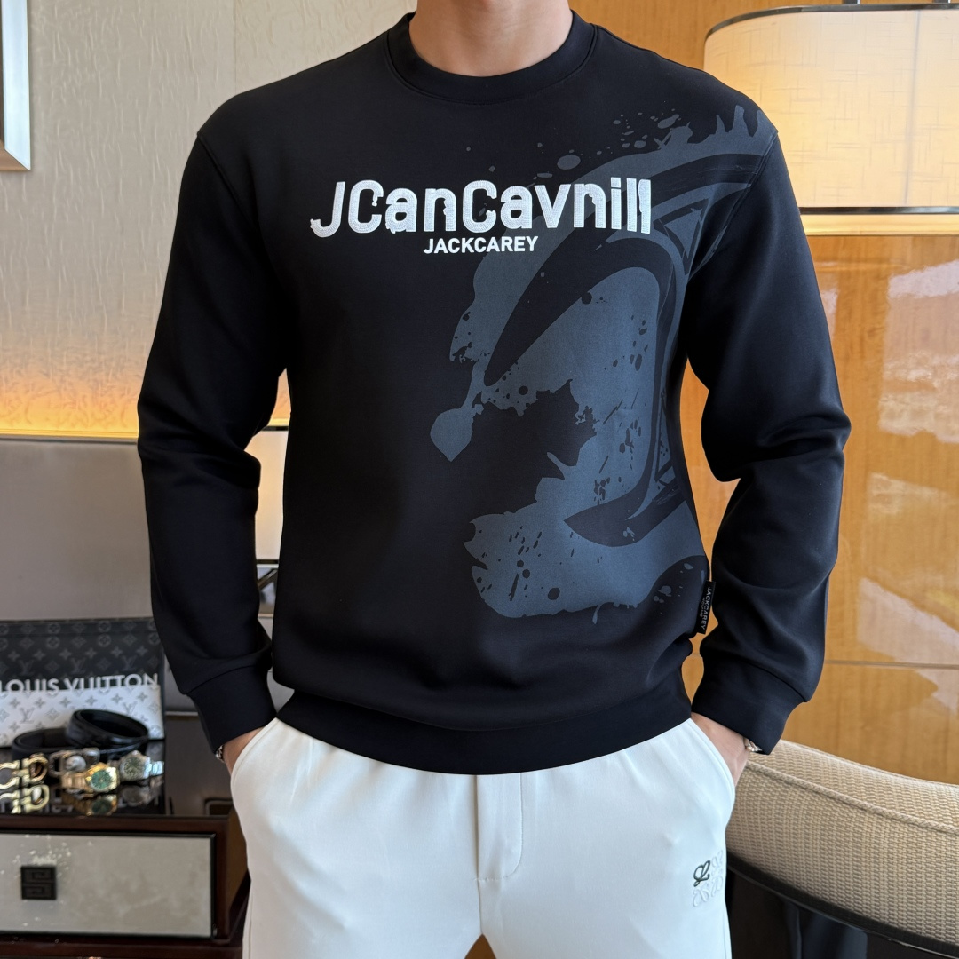 NO:529783,Cavalli - SS's's new autumn style, the highest version of the fashionable pullover sweater, a must-have classic work every year. It is favored and praised by major stars. It is selected with high-end European cotton blend fabrics, heavy craftsmanship production, original hardware and auxiliary materials logo design, soft and smooth, and dense texture!  Fashionable and stylish upper body!  One of the impeccable must-choose styles for autumn!  M-3XL, hoodie, sweatshirts, alexander wang19860909卡瓦利 - ss秋季大爆新款,最高版本时尚套头卫衣、每年必出的经典之作.受各大明星的青睐推崇,精选高端欧棉混纺面料,重工艺制作,原版五金辅料logo设计,柔软顺滑,质地密实！上身时尚有型！秋季无可挑剔必选款式之一！M-3XL,,hoodie,sweatshirts,alexander wang,Men's clothing