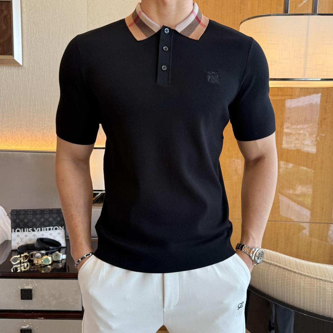 NO:529762,Burberry -ss autumn and winter half-sleeved base shirt series!  Casual business wear, essential for inner wear, selected top-grade - worsted mulberry silk blended fabric, delicate feel, close-fitting and comfortable without tying, good upper body style, warm wear, the counter logo design is very unique, male gods, don’t miss it!  Size M-3XL, burberry,alexander wang19860909巴宝莉 -ss秋冬半袖打底衫系列！休闲商务外穿 内搭必备款,精选上等-精纺桑蚕丝混纺面料,面料手感细腻,贴身舒适不扎肉,上身版型好 穿着保暖,专柜标志设计非常独特,男神们别错过！ 尺码 M-3XL,,burberry,alexander wang,Men's clothing