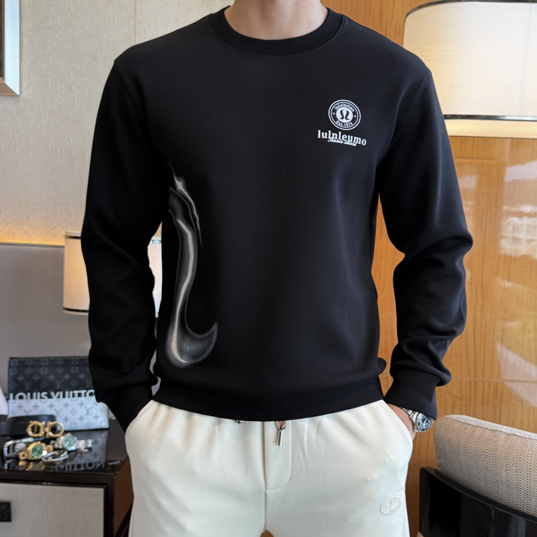 NO:572553,Lulu - 2025ss hot new style in autumn, the highest version of fashionable color-blocked pullover sweatshirt, a classic that must be released every year. Favored and respected by major stars, it uses high-end European cotton blended fabrics, heavy craftsmanship, original hardware accessories and logo design, soft and smooth, and dense texture!  Stylish upper body!  One of the impeccable must-have styles for autumn!  M-3XL,,hoodie,sweatshirts,alexander wang19860909Lulu - 2025ss秋季大爆新款,最高版本时尚拼色套头卫衣、每年必出的经典之作.受各大明星的青睐推崇,精选高端欧棉混纺面料,重工艺制作,原版五金辅料logo设计,柔软顺滑,质地密实！上身时尚有型！秋季无可挑剔必选款式之一！M-3XL,,hoodie,sweatshirts,alexander wang,Men's clothing