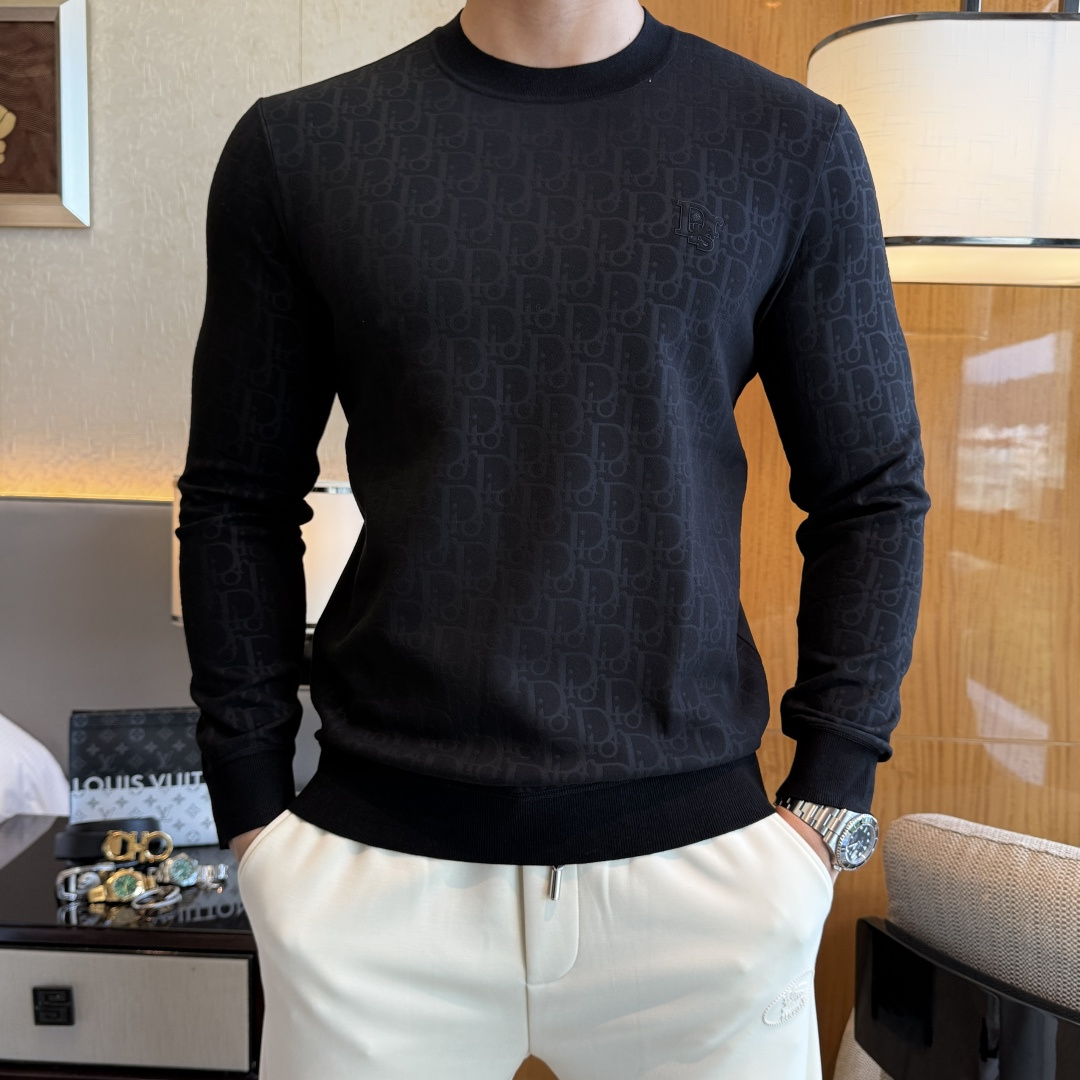 NO:564860,Dior - 2025ss autumn hot new model, the highest version of fashionable pullover sweatshirt and T-shirt, a classic that must be released every year. Favored and respected by major stars, it selects high-end European cotton blended fabrics, made with heavy craftsmanship, original hardware accessories logo design, soft and smooth, and dense texture!  Stylish upper body!  One of the impeccable must-have styles for autumn!  M-3XL,,dior,hoodie,sweatshirts,tees,t-shirt,alexander wang19860909迪奥 - 2025ss秋季大爆新款,最高版本时尚套头卫衣T恤、每年必出的经典之作.受各大明星的青睐推崇,精选高端欧棉混纺面料,重工艺制作,原版五金辅料logo设计,柔软顺滑,质地密实！上身时尚有型！秋季无可挑剔必选款式之一！M-3XL,,dior,hoodie,sweatshirts,tees，t-shirt,alexander wang,Men's clothing