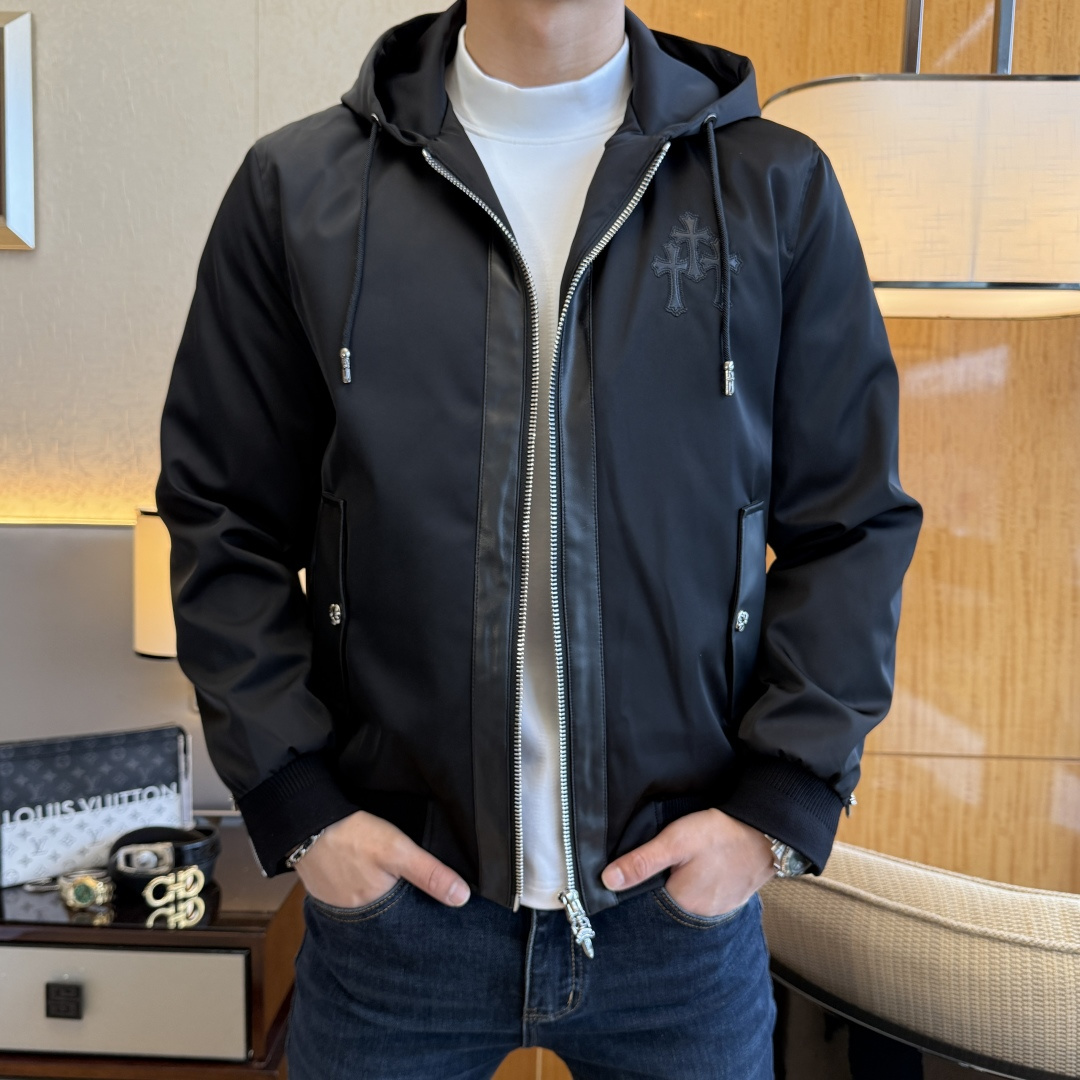 NO:601453,Cro core -  2025 new winter men's genuine leather spliced goose down down jacket, high-quality design, a must-have for any man, handsome and handsome. Heavy craftsmanship, 90% goose down filling, but the fashion stance remains strong and the texture is the same  Flow, crisp and slim fit. Classic lapel down, mature and stable style, fine texture, good gloss, and very clear texture. The style is simple and elegant, highly fashionable, and the version leads the current trend. The upper body effect is very good, the fabric is novel, and the hand feels soft.  Fearless and changeable, blooming in comfort and uniqueness. Calmly and confidently walk the way of urban men's spring clothing. Multi-touch fabric selection, showing the eclectic charm. The upper body will not have any wrinkles, the fit is excellent, the upper body is stylish and handsome, the customized accessories are iconic, and the details determine success or failure. Colors and colors, sizes 48 - 56, can be worn up to 190 pounds.,, chrome hearts, jackets & coats, down jacket, alexander wang19860909克罗芯 - 2025年冬季新款男士真皮拼接鹅绒羽绒服外套,高品质设计,是任何男人都必备的王牌好货,帅气爆表.重工艺直冲工艺,90鹅绒填充,但时尚立场坚挺如故,质感一流,挺括修身.经典翻领的羽绒,成熟稳重风,质感细腻,光泽感佳,且纹理非常清晰,款式简洁大气,时尚度强、版型引领当前趋势,上身效果非常好,面料新颖,手感软 无畏多变,舒适与独特中绽放.从容、自信游走都市型男春装之道.多重触感的面料选择,彰显不拘一格的魅力上身不会有任何褶皱,版型极好,上身有型帅气,定制辅料带有标志性,细节决定成败.颜色图色 尺码48 - 56 最大可穿到190斤.,,chrome hearts,jackets & coats,down jacket,alexander wang,Men's clothing