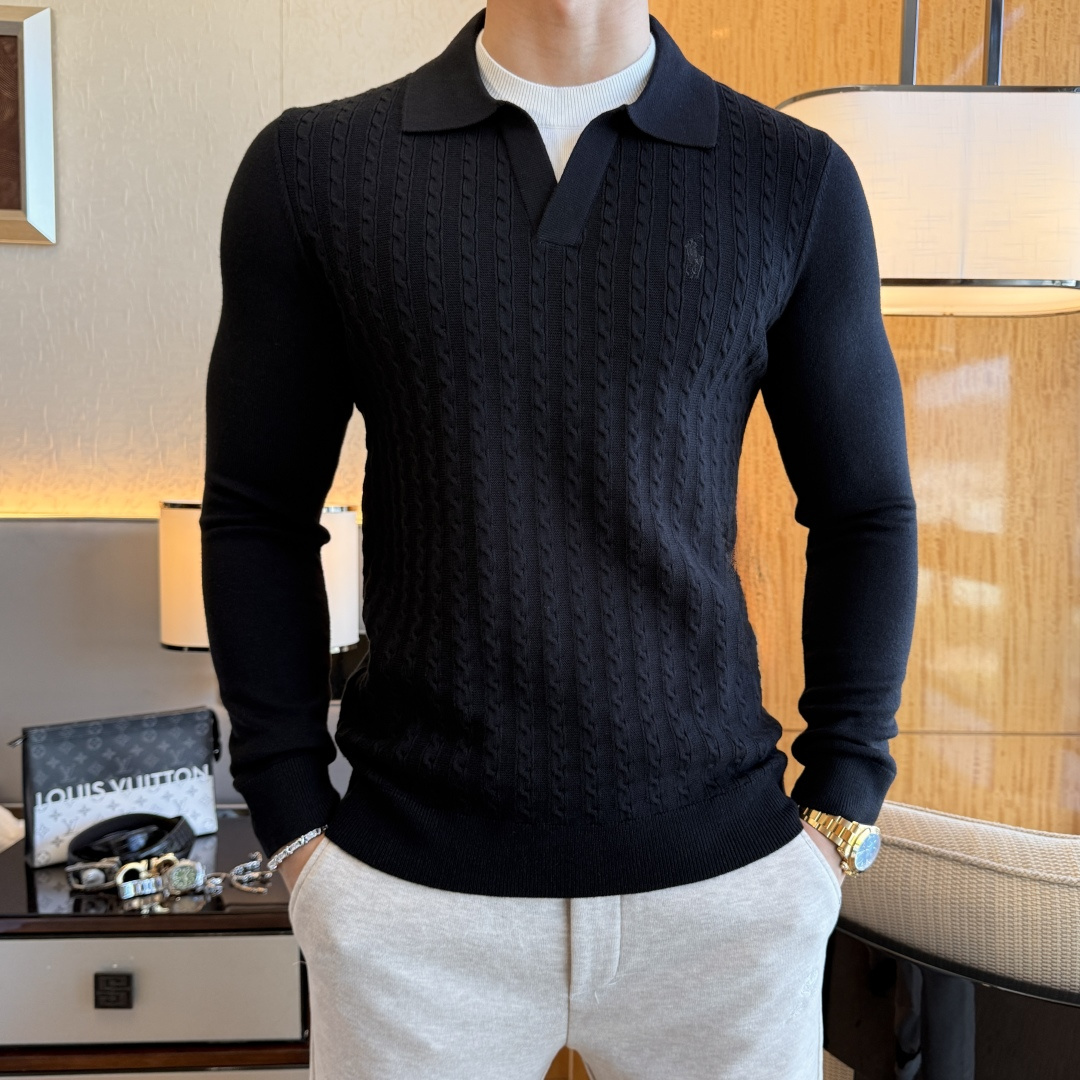 NO:625111,Paul - 2025ss Autumn and Winter Counter's best-selling fake two-piece woolen sweater, casual and fashionable outer wear, a must-have for inner wear, custom-made imported sheep wool fabric, the fabric has a delicate feel, close to the body and is comfortable without digging into the flesh, and the upper body has a good shape. It is warm to wear, and the counter logo design is very unique. The original quality and craftsmanship are definitely the highest version on the market. The top original version is awesome to wear. It is soft and crisp, not easy to deform. The seams and stitching plates are very rigorous and elegant. Absolute first-line OEM requirements!  Don’t miss it, male gods!  Size M-3XL,,alexander wang19860909保罗 - 2025ss秋冬专柜大爆款精品假两件羊毛衫,休闲时尚外穿 内搭必备款,定制进口绵羊毛面料,面料手感细腻,贴身舒适不扎肉,上身版型好 穿着保暖,专柜标志设计非常独特,原版品质与工艺 绝对市场最高版本 顶级原版穿着超赞 柔顺挺括,不易变形.锁边缝盘都非常严谨考究 绝对一线代工要求！男神们别错过！ 尺码 M-3XL,,alexander wang,Men's clothing