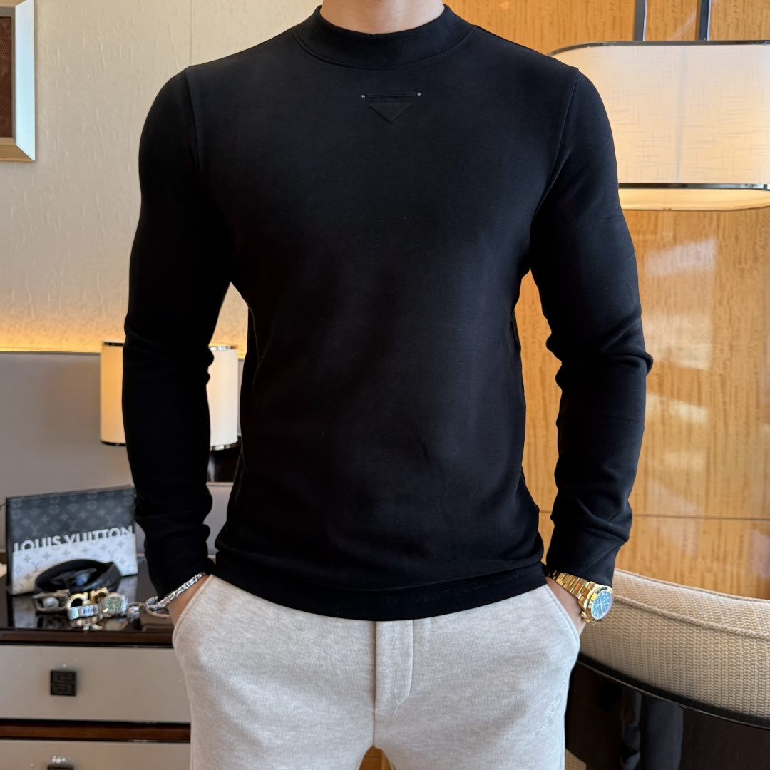 NO:628674,Prada - 2025ss autumn popular cashmere long-sleeved T-shirt, made of customized high-grade cotton fabric, fashionable big-name element logo design, soft, delicate, comfortable and warm, made with multiple processes, a basic base layer shirt is indispensable in men's wardrobe. It can be used to match various clothes anytime and anywhere to meet your daily needs. The design of the clothes is simple but not simple. Dear friends, hurry up and get it. Standard version, size M~3XL, can wear up to 190 pounds!  ,,prada,tees,t-shirt,alexander wang19860909普拉达 - 2025ss秋装大爆款羊绒长袖T恤,采用定制高级棉面料 时尚大牌元素logo设计,柔软细腻舒适保暖,多重工艺制作,男人的衣柜都少不了基础打底衫 随时随地都可以拿来搭配各种服饰 满足您日常生活需求 ,衣服设计简约而不简单 , 亲们赶紧入手 标准版型 尺码M~3XL 最大可穿190斤！,,prada,tees，t-shirt,alexander wang,Men's clothing