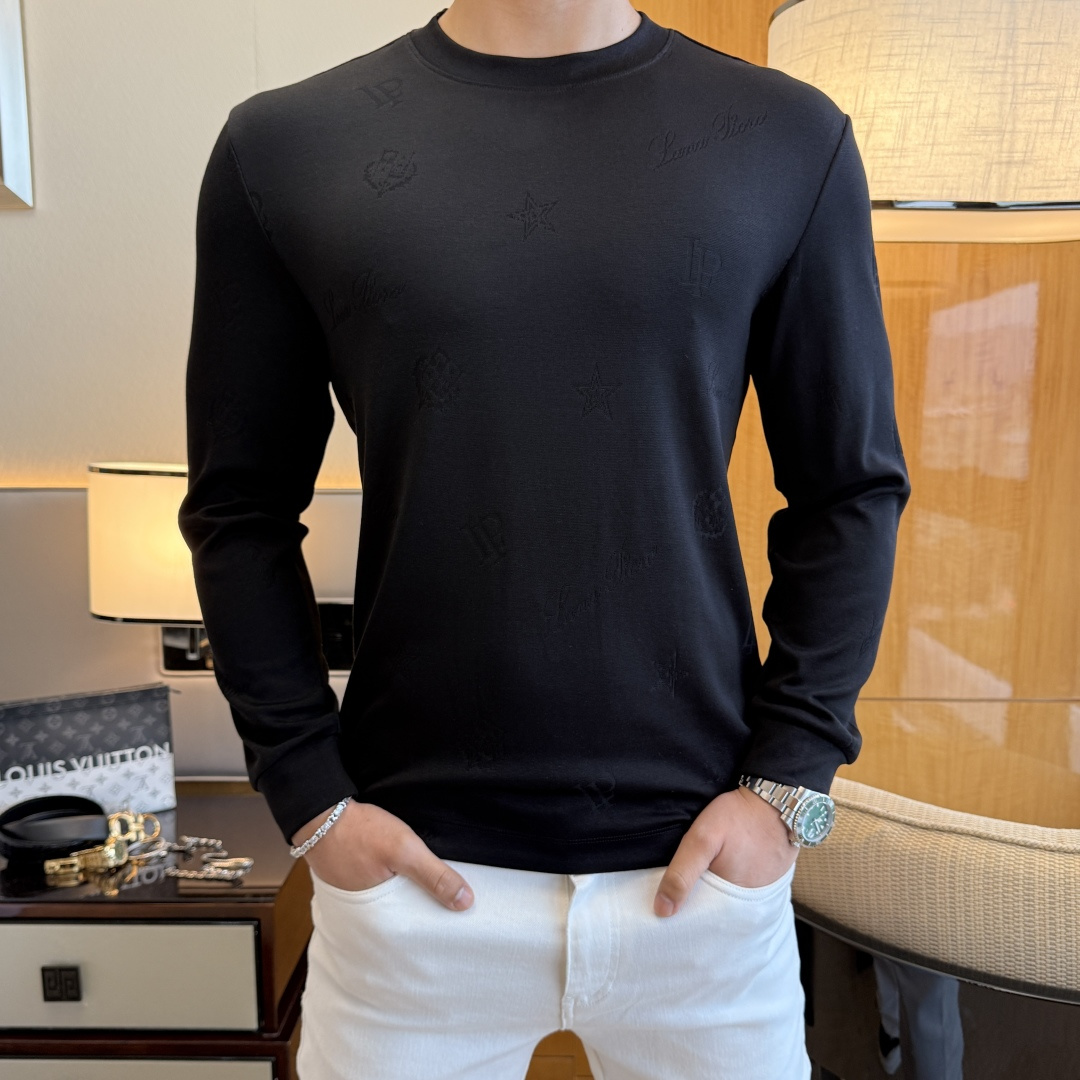 NO:736125,LP Noyo - 2025ss Autumn hot style long-sleeved T-shirt, made of customized high-grade cotton fabric, fashionable big-name element logo design, soft, delicate, comfortable and warm, made with multiple processes, a basic base layer shirt is indispensable in a man's wardrobe. It can be used to match various clothes anytime and anywhere to meet your daily life needs. The design of the clothes is simple but not simple. Dear friends, hurry up and get it. Standard version, size M~3XL, can wear up to 190 pounds!  ,,loro piana,tees,t-shirt,19860909LP诺悠 - 2025ss秋装大爆款长袖T恤,采用定制高级棉面料 时尚大牌元素logo设计,柔软细腻舒适保暖,多重工艺制作,男人的衣柜都少不了基础打底衫 随时随地都可以拿来搭配各种服饰 满足您日常生活需求 ,衣服设计简约而不简单 , 亲们赶紧入手 标准版型 尺码M~3XL 最大可穿190斤！,,loro piana,tees，t-shirt,,Men's clothing