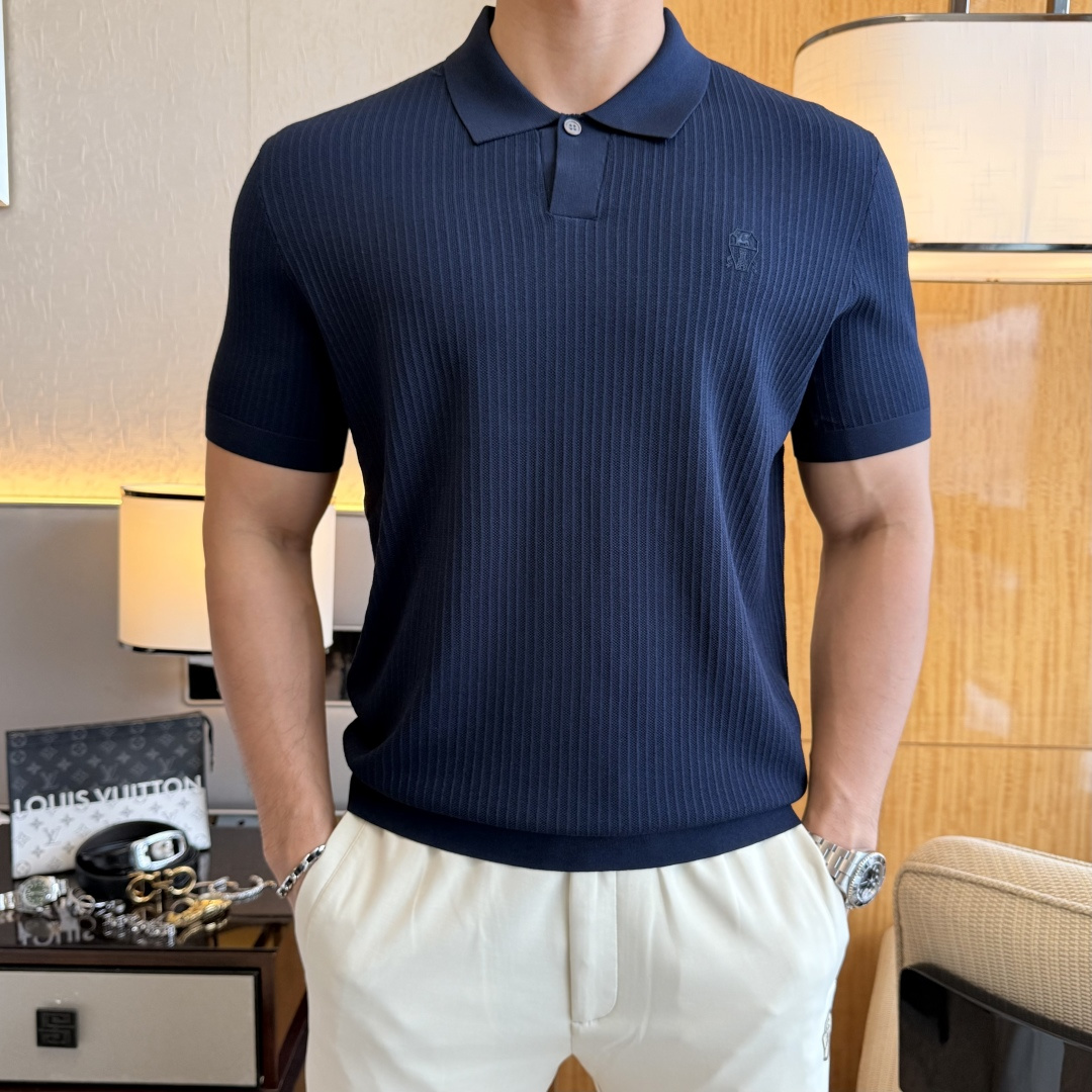NO:846138,Bc- 2026ss new polo collar short-sleeved series for the Spring and Summer Year of the Horse. Selected high-quality silk cotton fabrics, fashionable big-name element logo design, awesome upper body shape, fine, comfortable and breathable fabrics, super good-looking and a must-have for fashionable men with any combination!  Sizes M-3XL can fit up to 200 pounds!  ,,T-shirt,19860909Bc- 2026ss马年春夏新款polo领短袖系列.精选优质蚕丝棉面料,时尚大牌元素logo设计,上身版型超赞,面料细腻舒适透气,随意搭配都超级好看时尚型男必备款哦！尺码M-3XL 最大可穿200斤！,,T-shirt,,Men's clothing